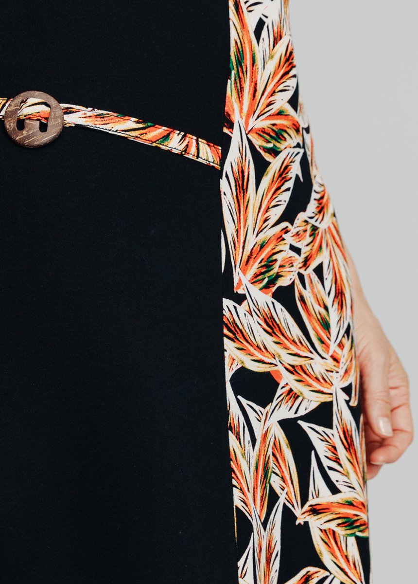 Abito_in_maglia_elasticizzata_fantasia_Noir_et_corail_DE1_slim