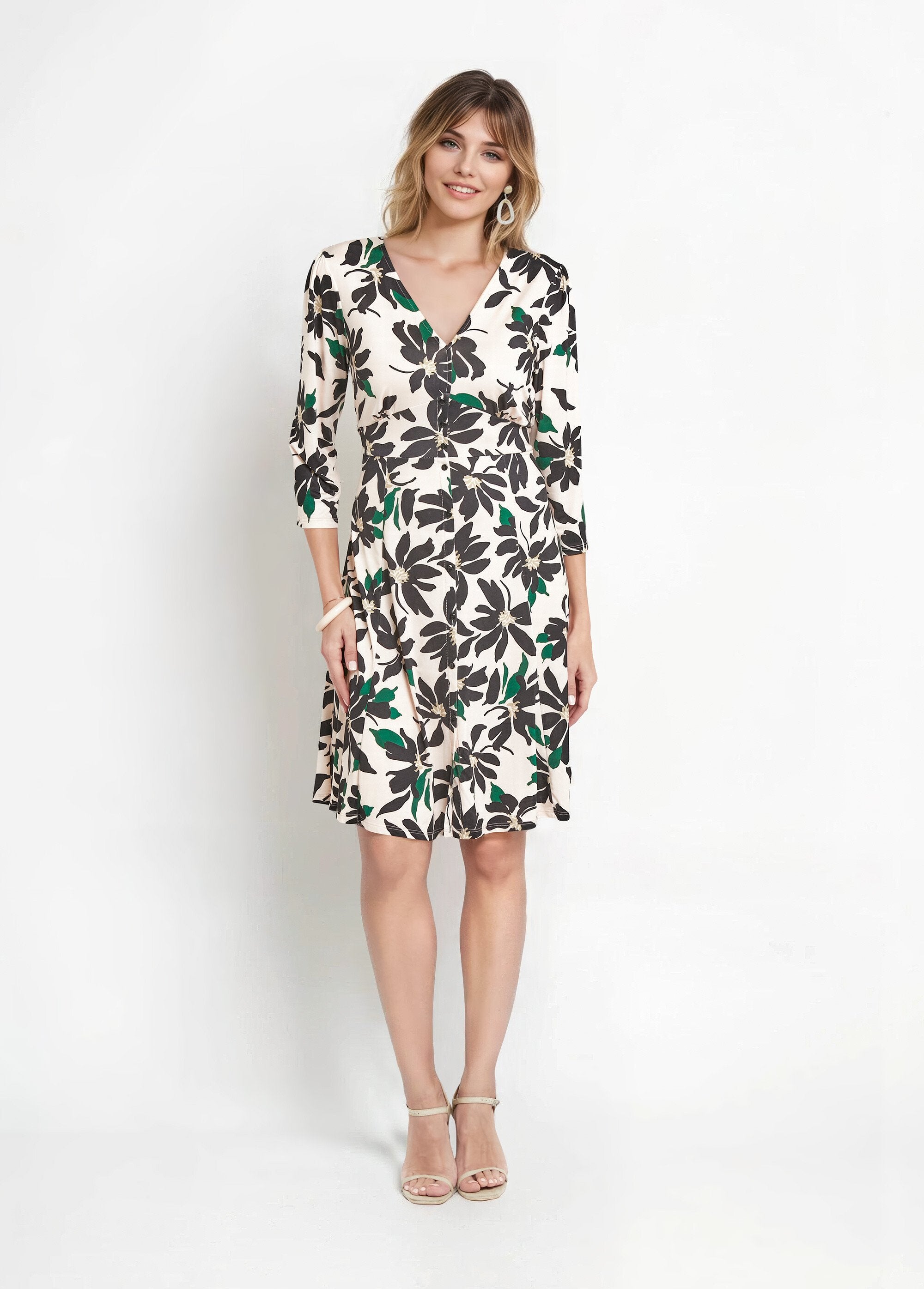 Abito_floreale_con_scollo_a_V,_chiusura_con_bottoni_e_maniche_a_3/4_Beige_et_noir_FA1_slim
