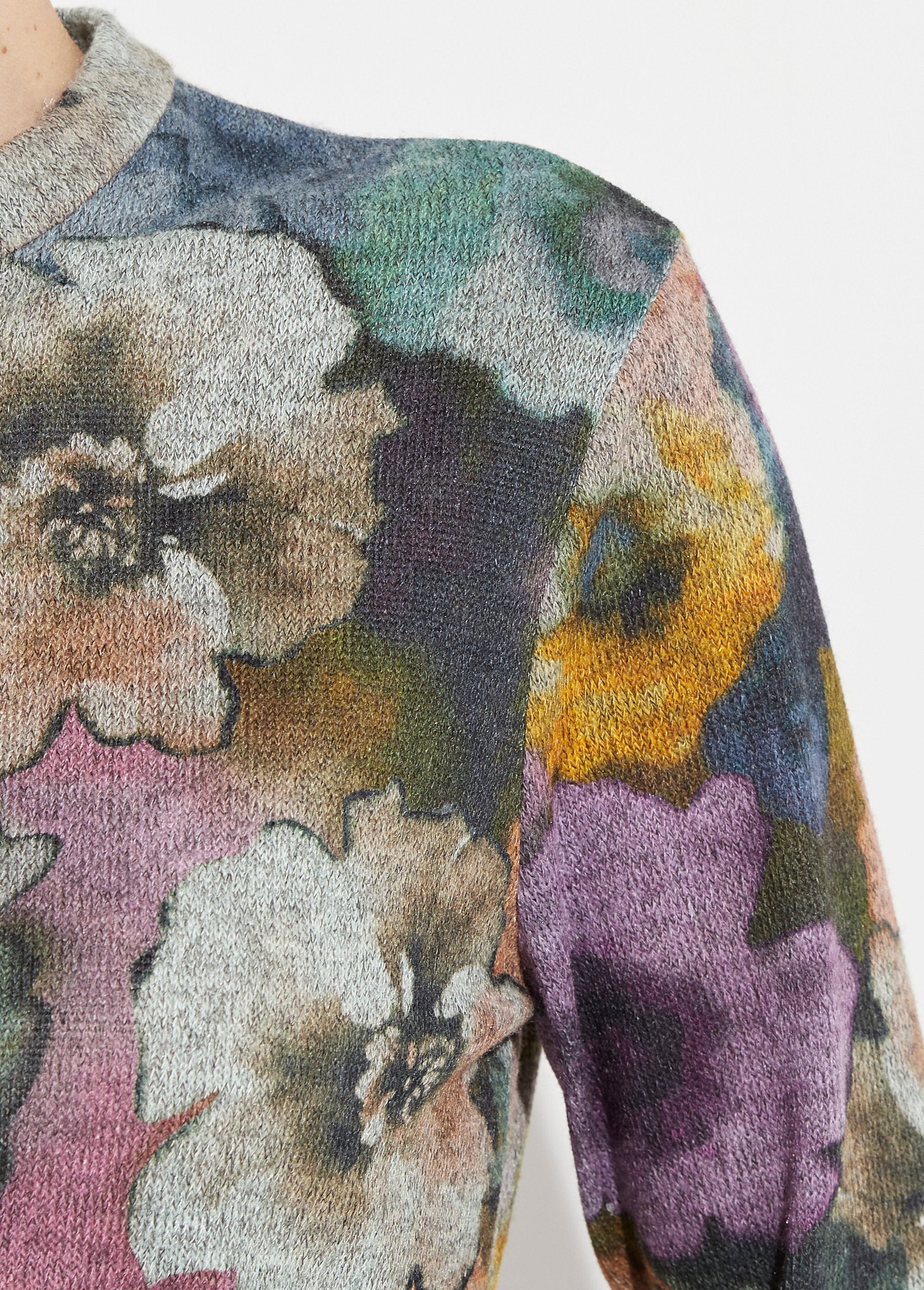 Abito_dritto_stampato_con_cintura_e_collo_alto_in_maglia_calda_Gris_et_parme_DE3_slim