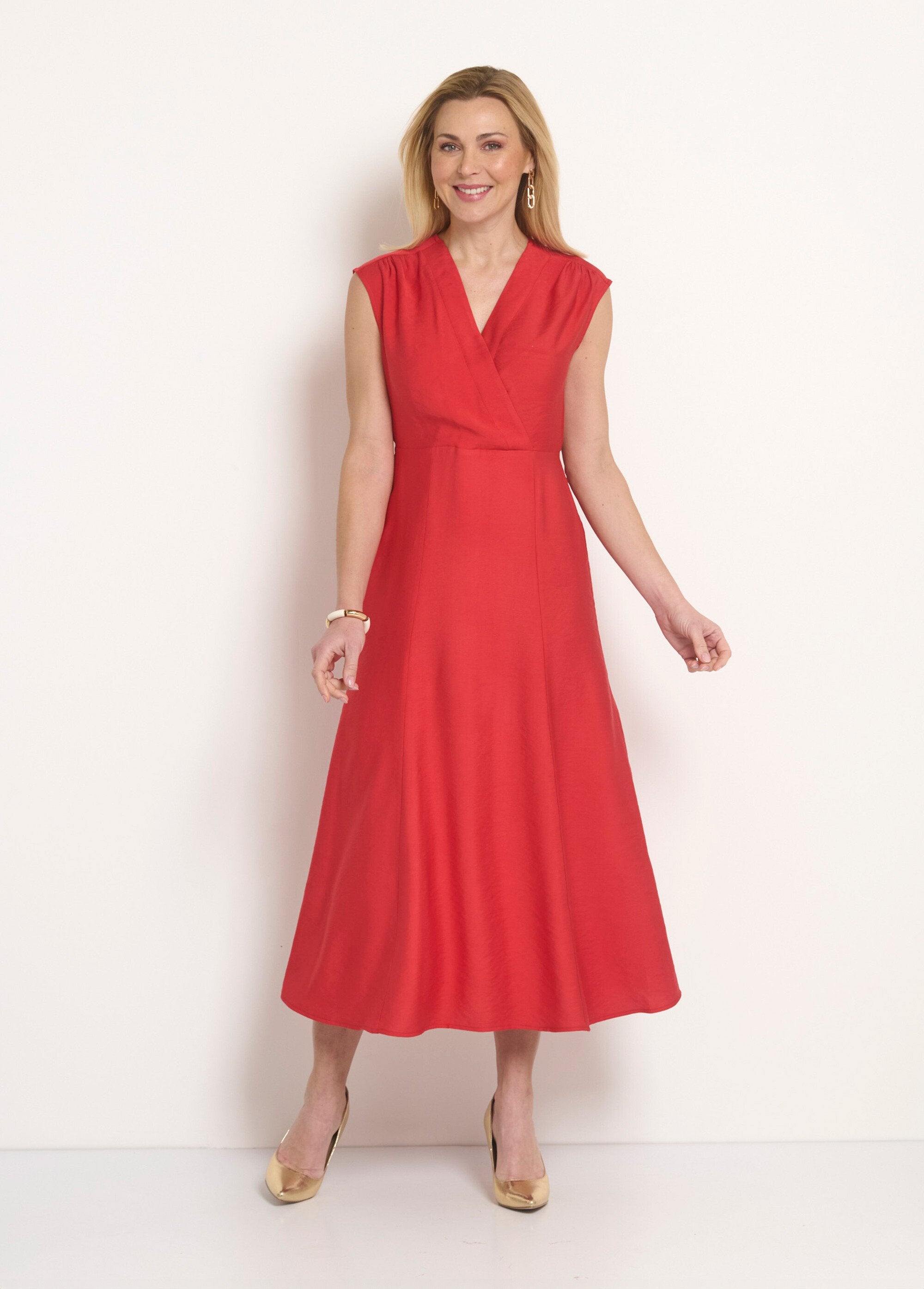 Abito_lungo_senza_maniche_con_scollatura_avvolgente_Rouge_FA1_slim