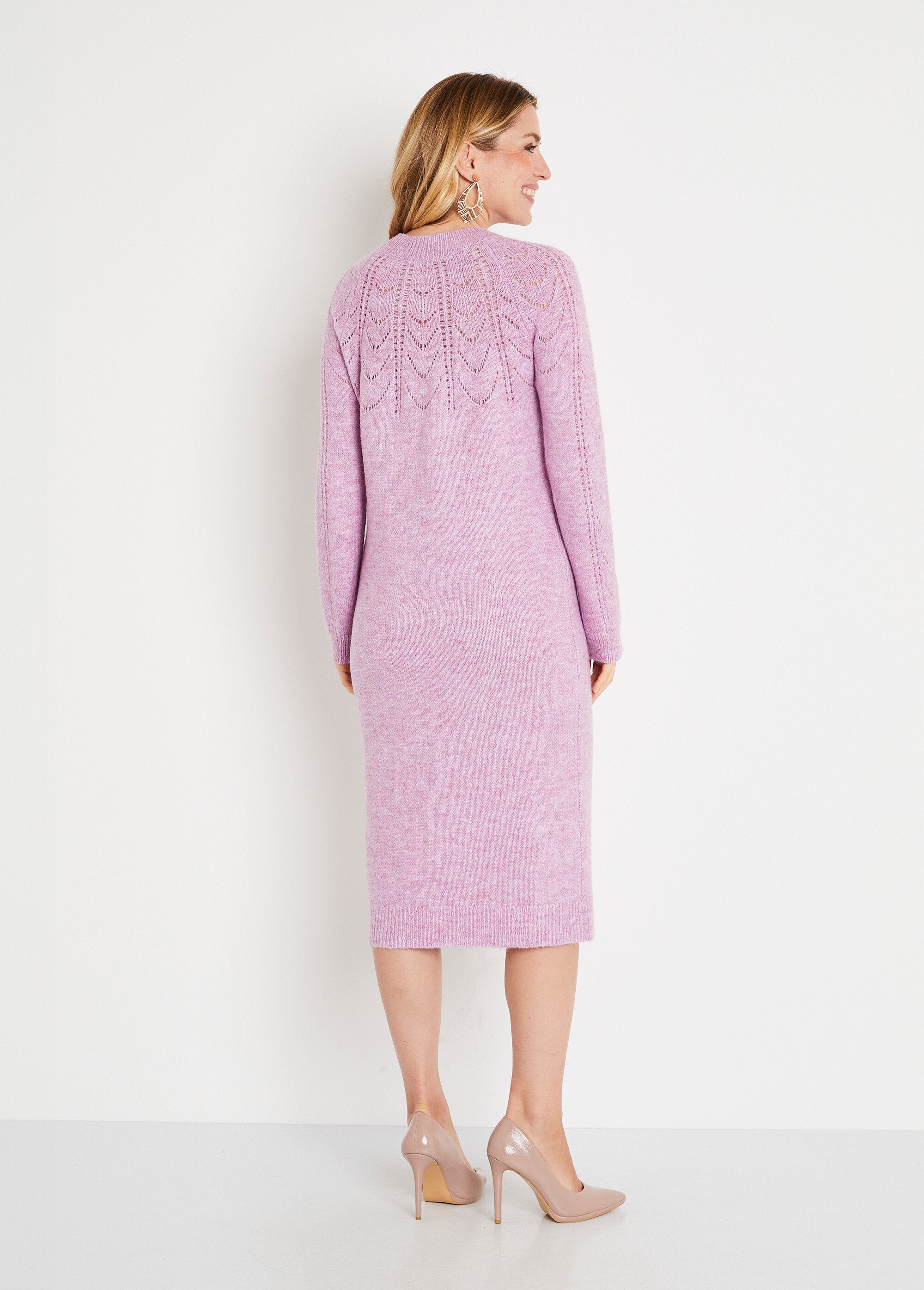 Abito_corto_in_maglia_traforata_con_scollo_rotondo_Lilas_DO1_slim