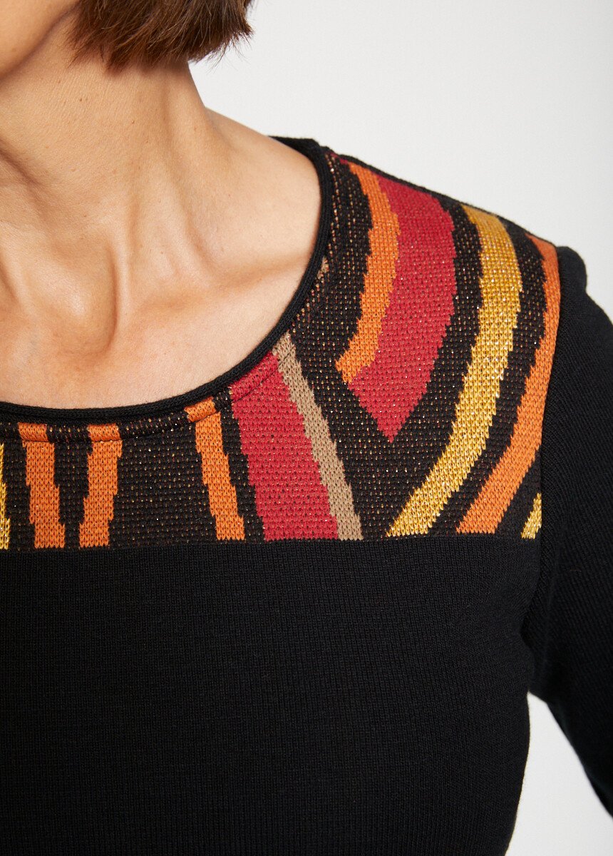 Abito_in_maglia_jacquard_Fond_noir_DE1_slim