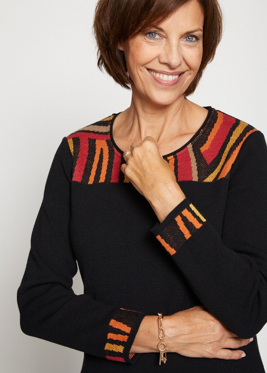 Abito_in_maglia_jacquard_Fond_noir_DE2_slim