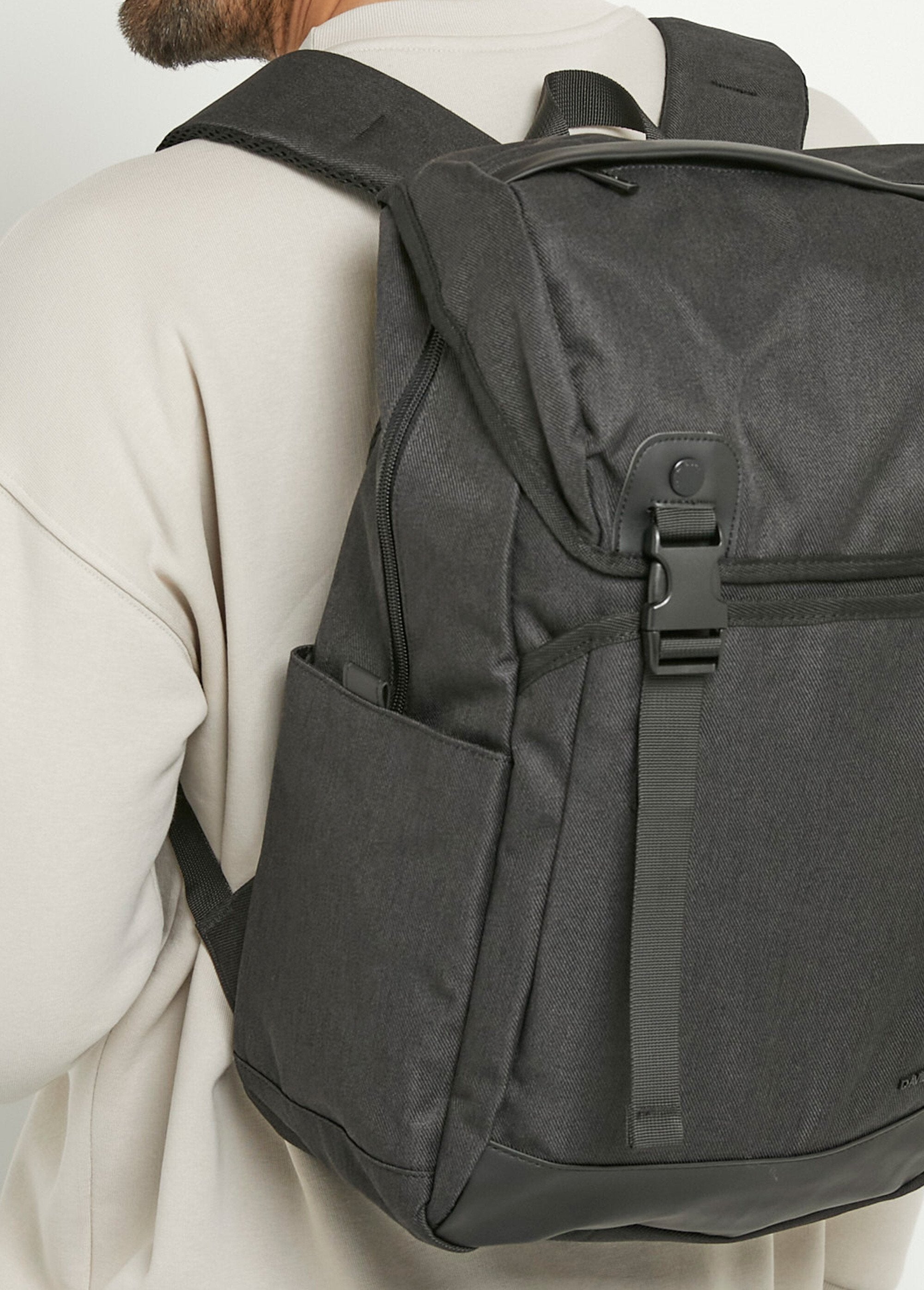 Zaino_urbano_multitasche_Noir_DE2_slim