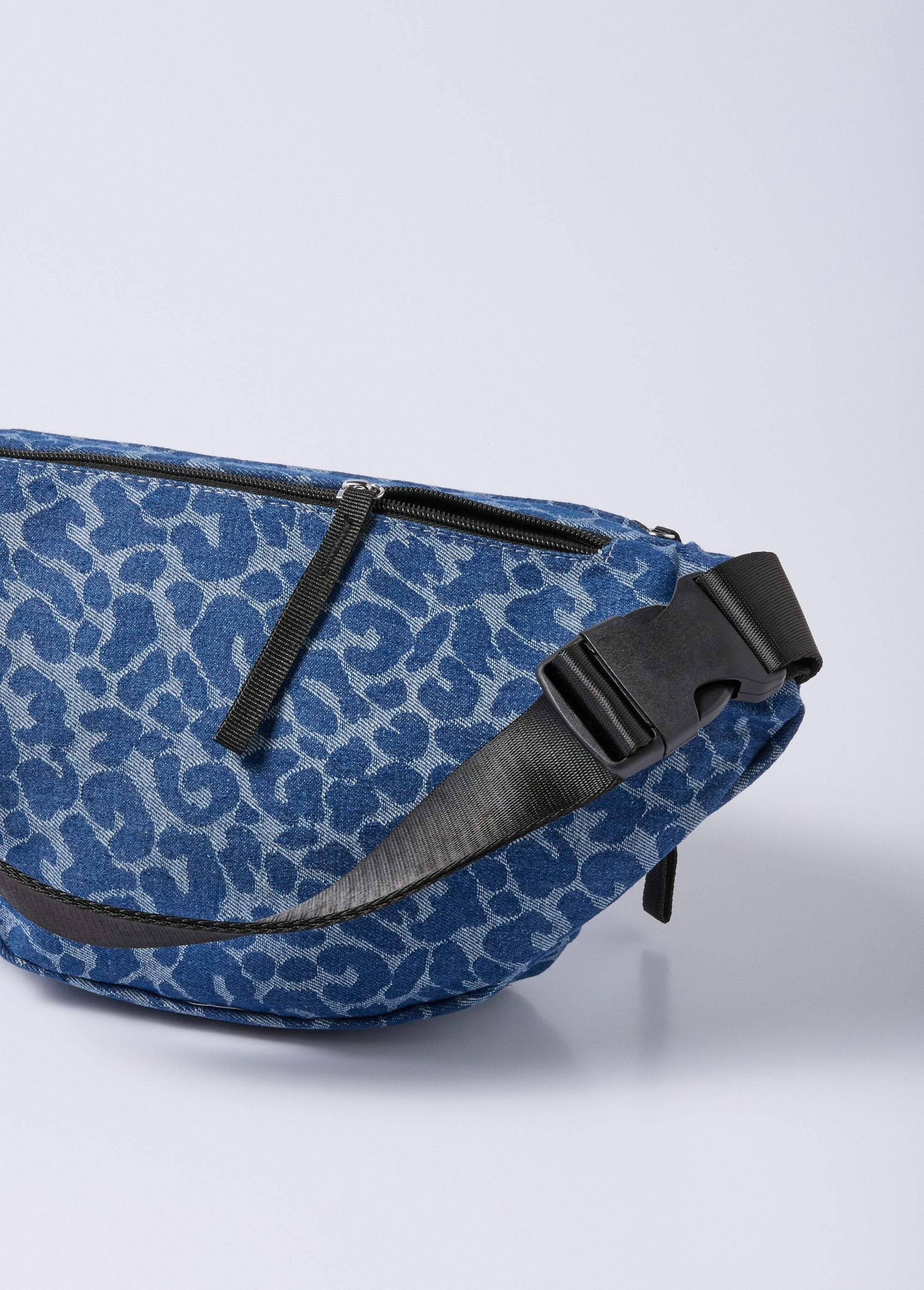 Marsupio_in_tela_denim_stampato_leopardo_Bleu_jeans_DE2_slim