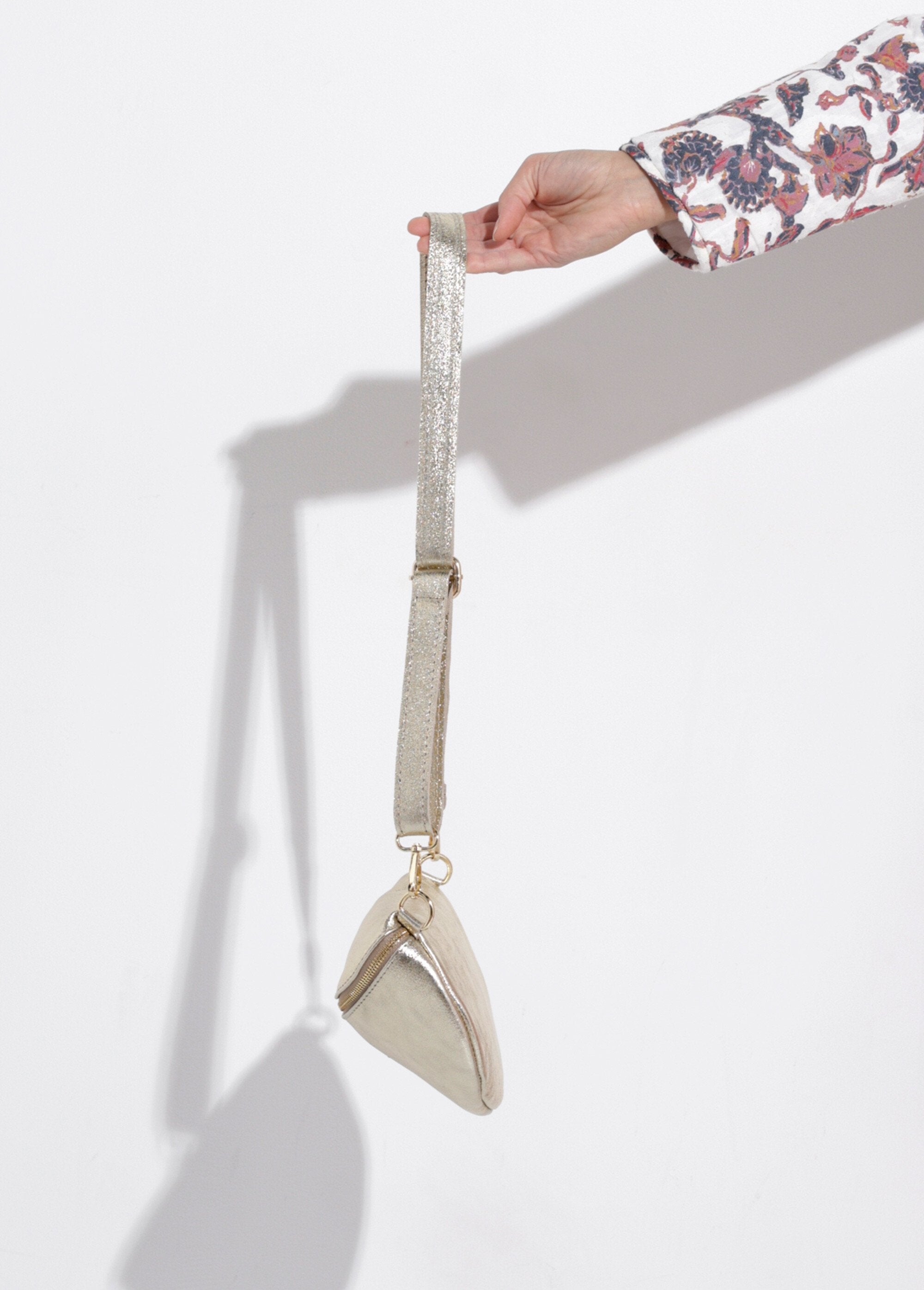 Marsupio_con_zip_Dore_DE1_slim