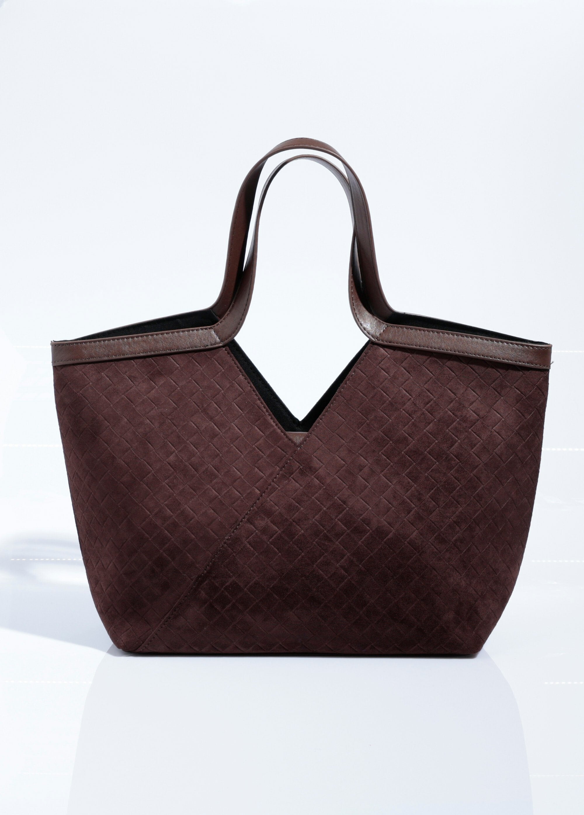 Borsa_in_pelle_scamosciata_con_effetto_intrecciato_Chocolat_DO1_slim