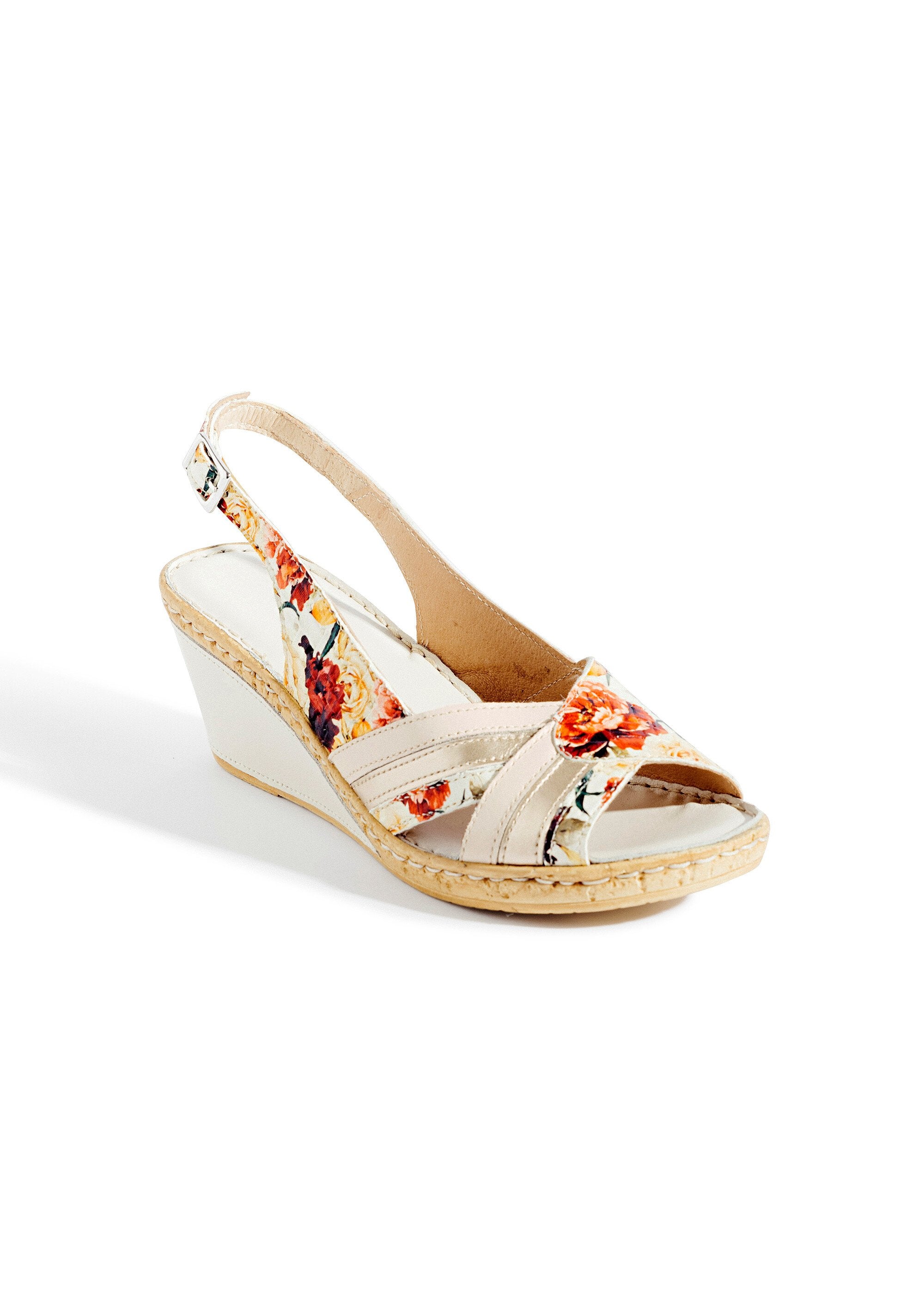 Sandalo_aperto_in_pelle,_larghezza_comfort_Beige_FA1_slim