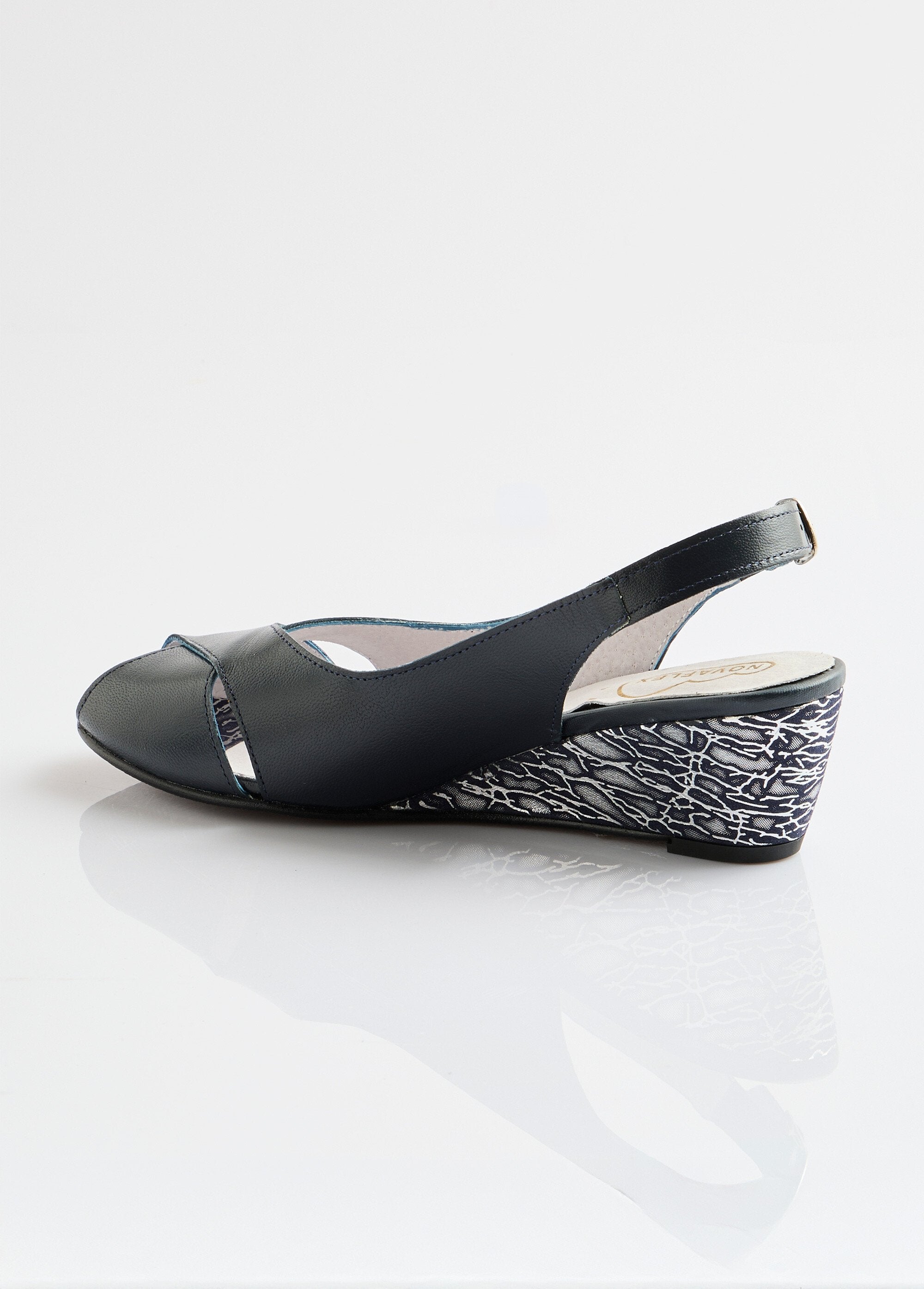 Sandali_aperti_in_pelle_Marino_DO1_slim