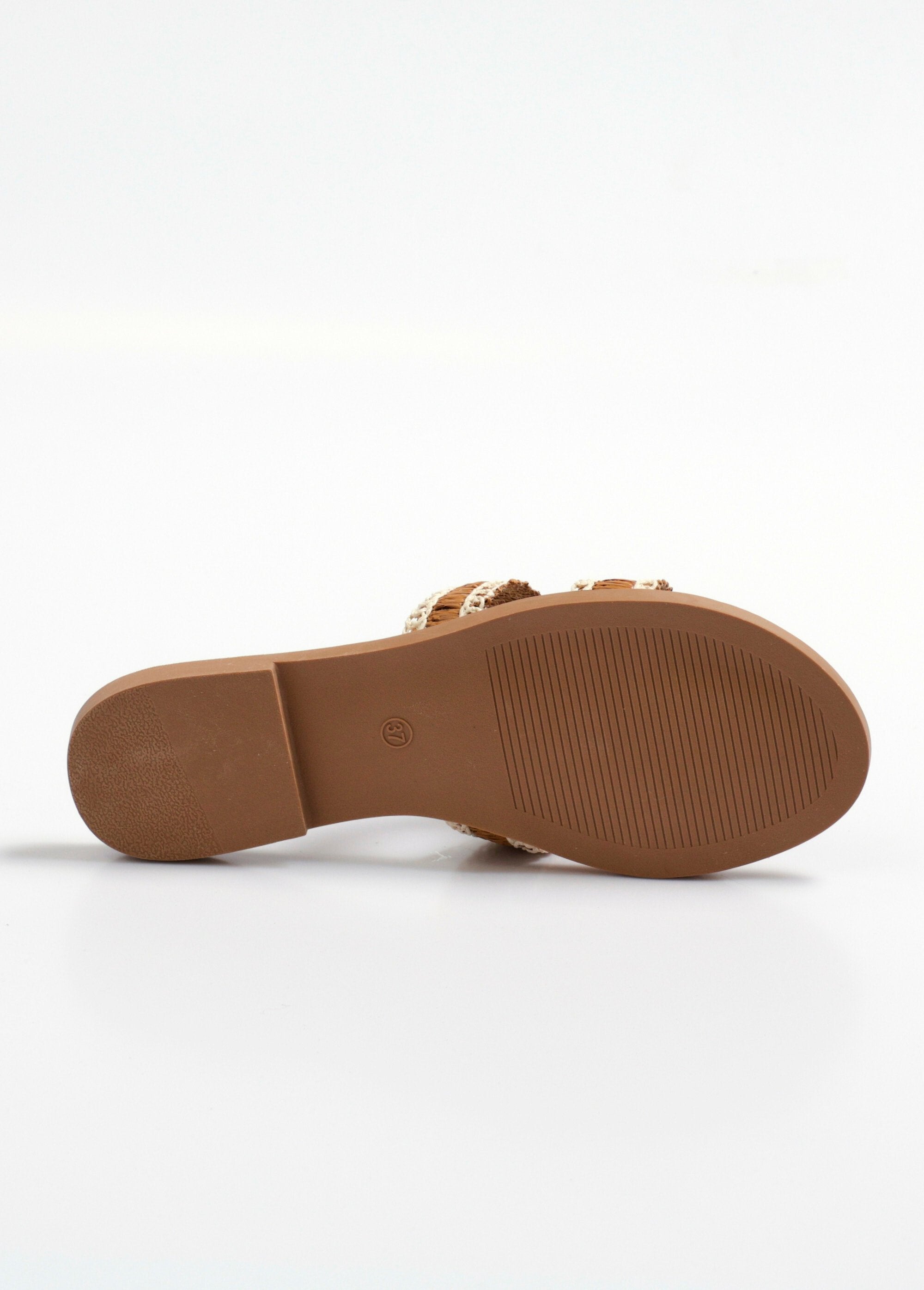 Sandali_piatti_etnici_in_paglia_Camel_UN1_slim