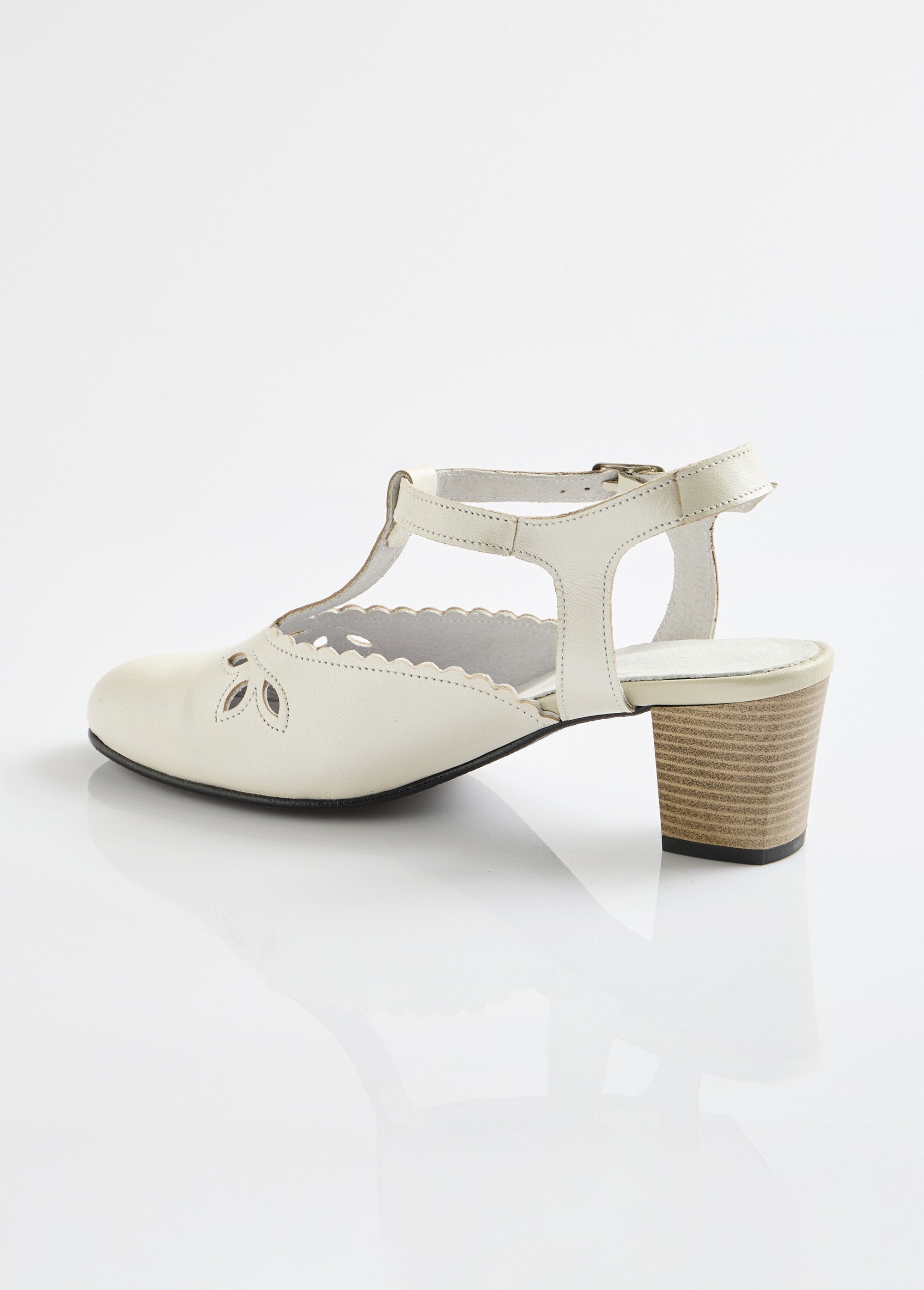 Sandali_slingback_con_tacco_alto_in_pelle_dalla_larghezza_confortevole_Ivoire_DO1_slim
