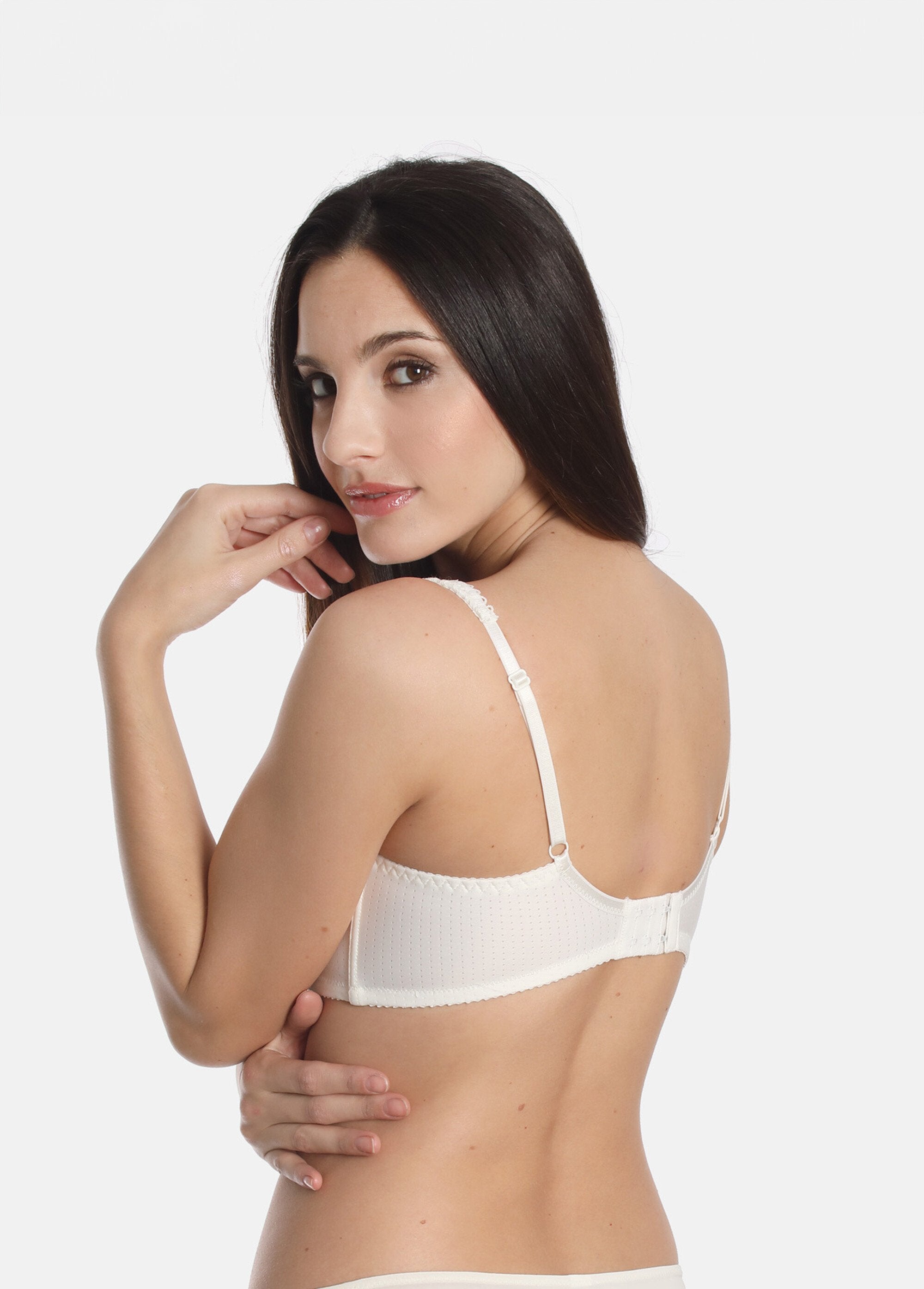 Sassa_Mode®_-_Reggiseno_in_pizzo_senza_ferretto_Ivoire_DO1_slim