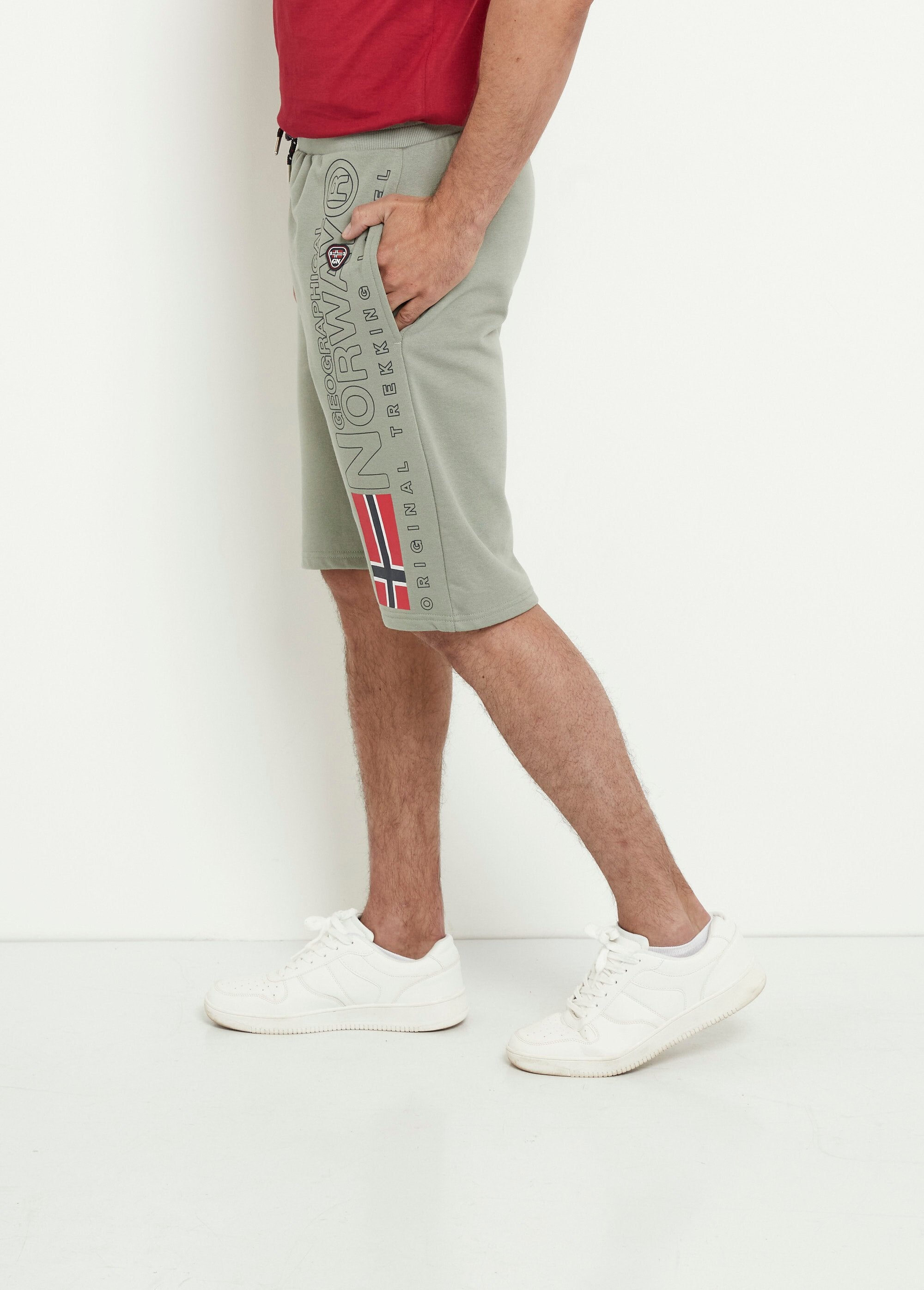 Pantaloncini_lunghi_in_pile_con_elastico_in_vita_Olive_DR1_slim