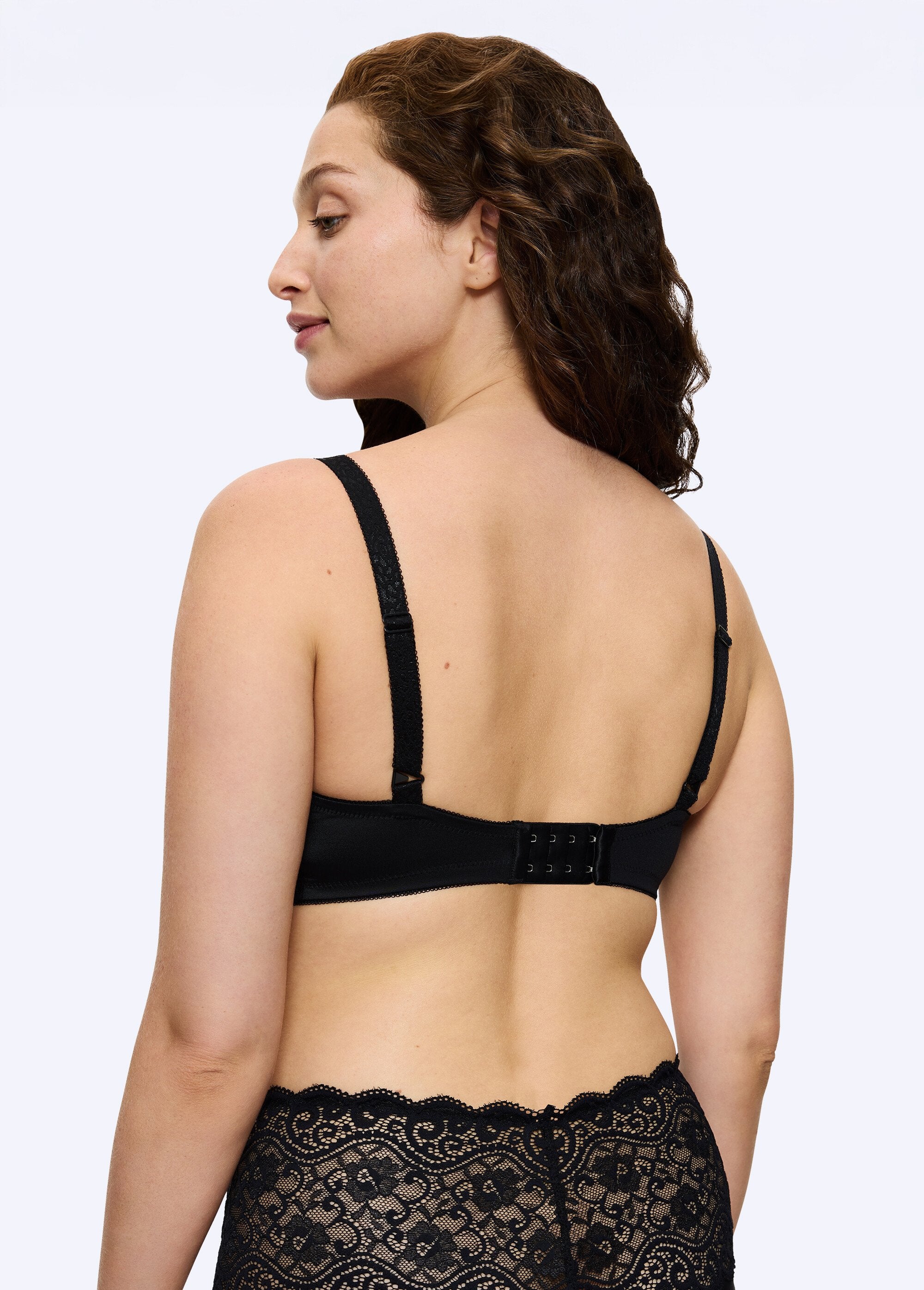 Triumph®_-_Reggiseno_Amourette_con_ferretto_Noir_DO1_slim