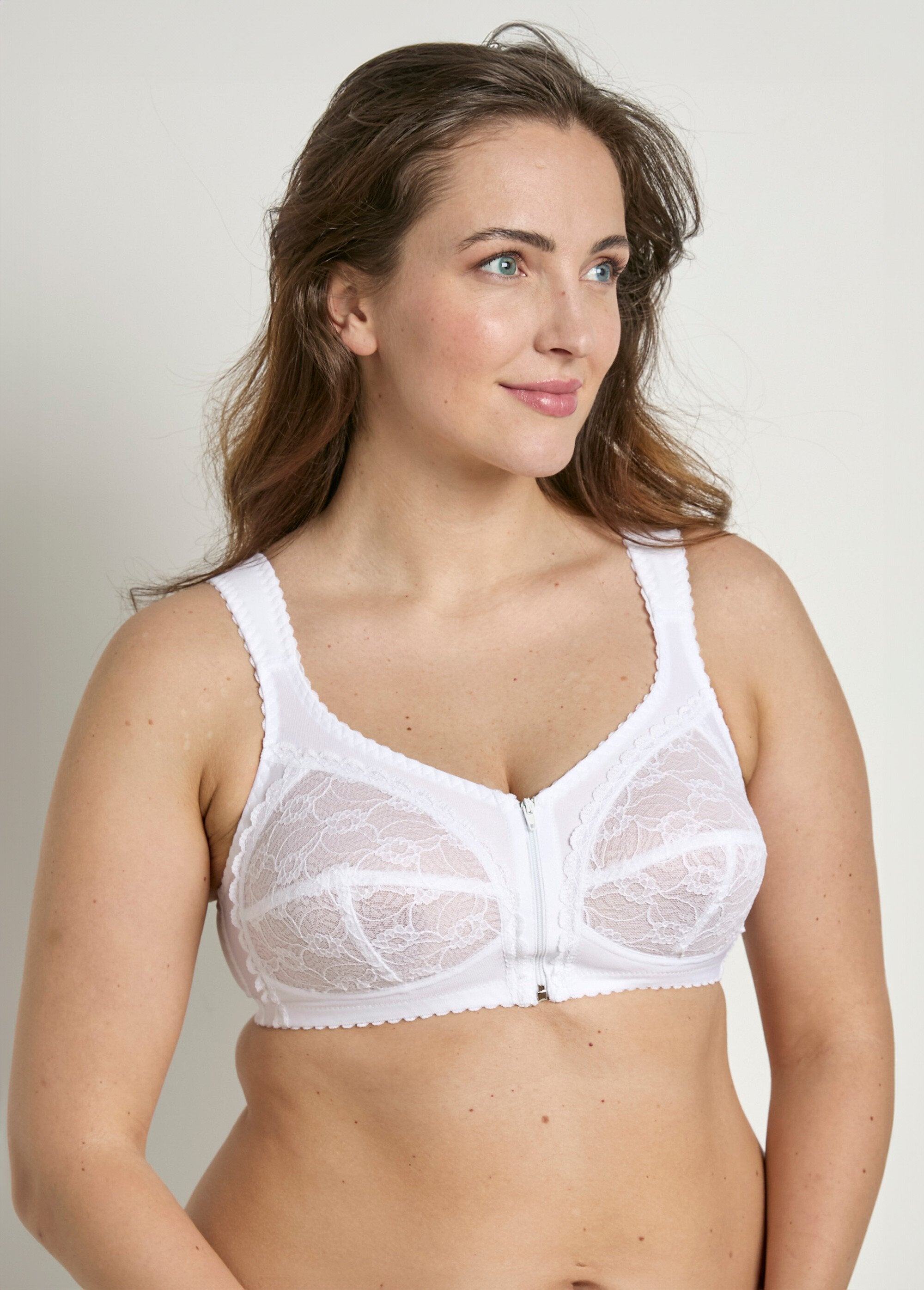 Reggiseno_con_ferretto_di_sostegno_BIANCO_FA1_curvy