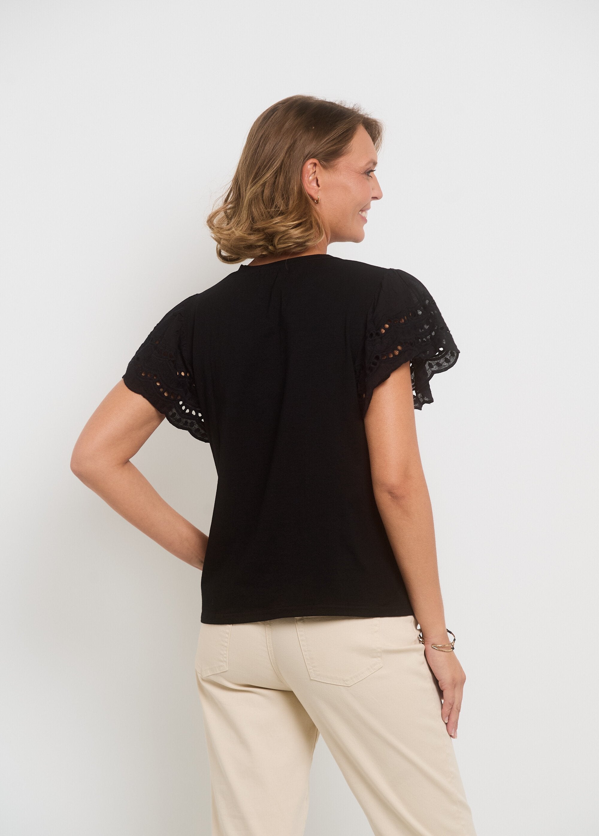 T-shirt_con_maniche_ricamate_Noir_DO1_slim
