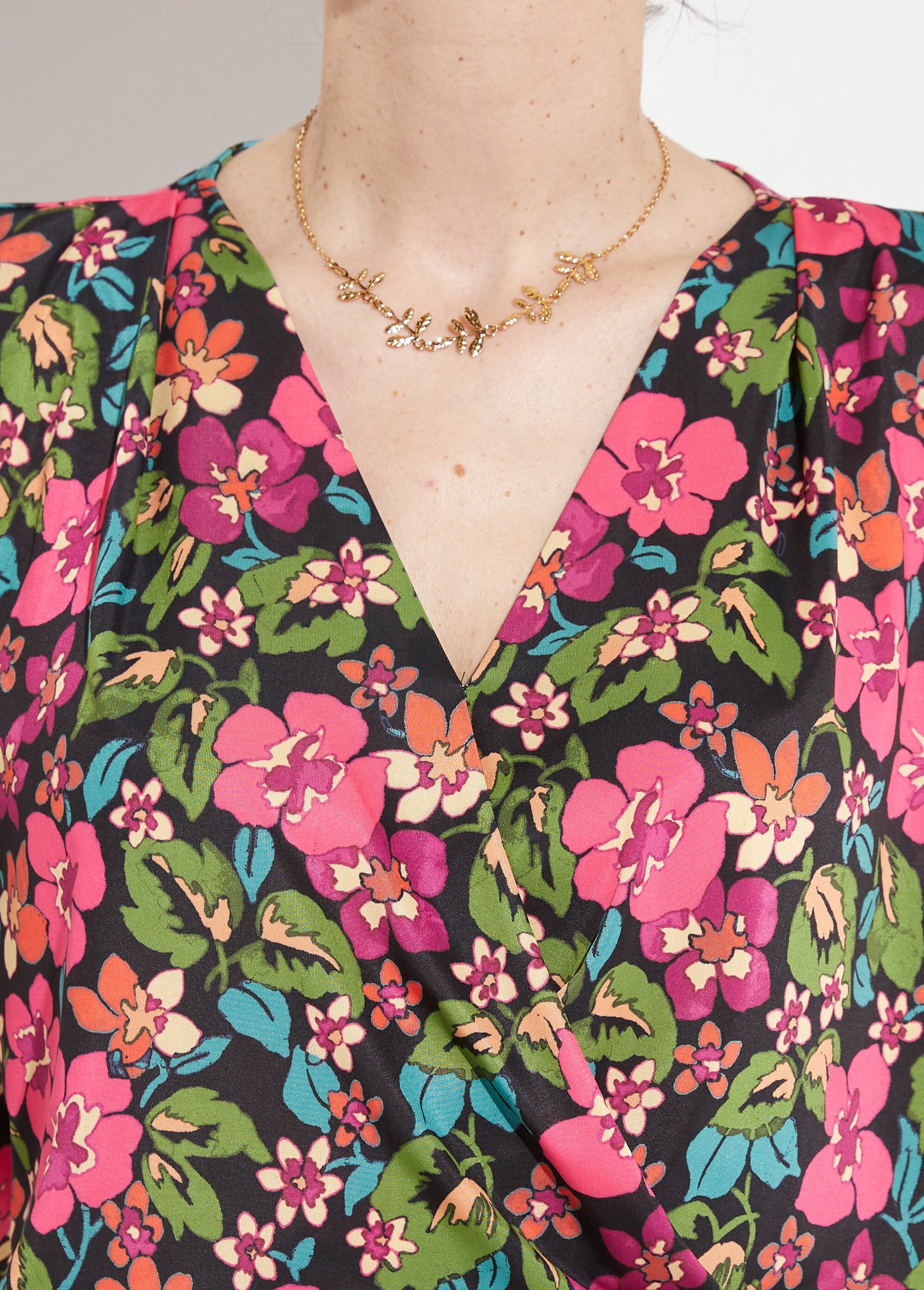 Maglietta_a_portafoglio_floreale_Blousant_Noir_et_fuchsia_DE1_slim