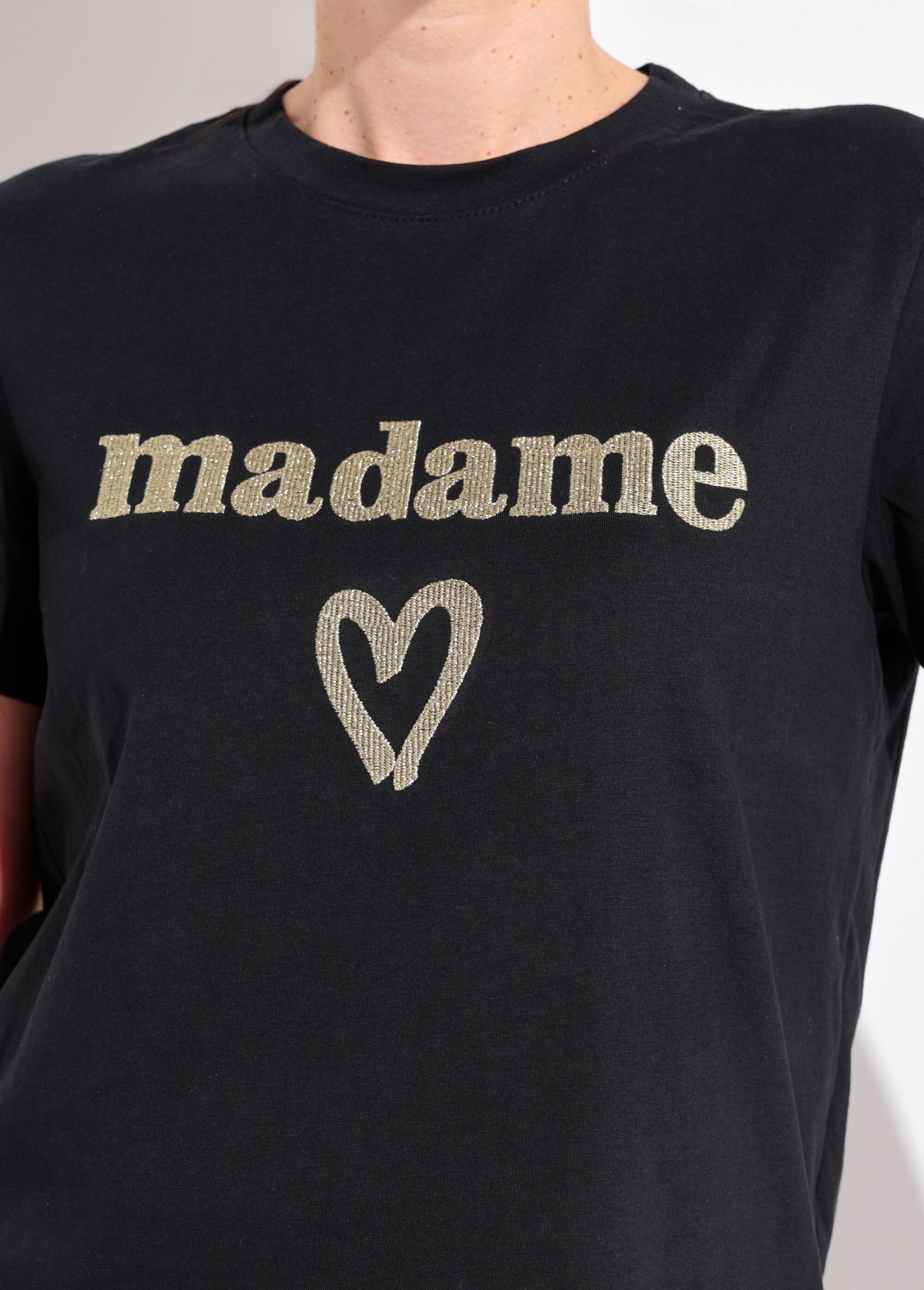 T-shirt_con_scollo_rotondo_e_ricamo_metallico_Madame_Noir_DE1_slim