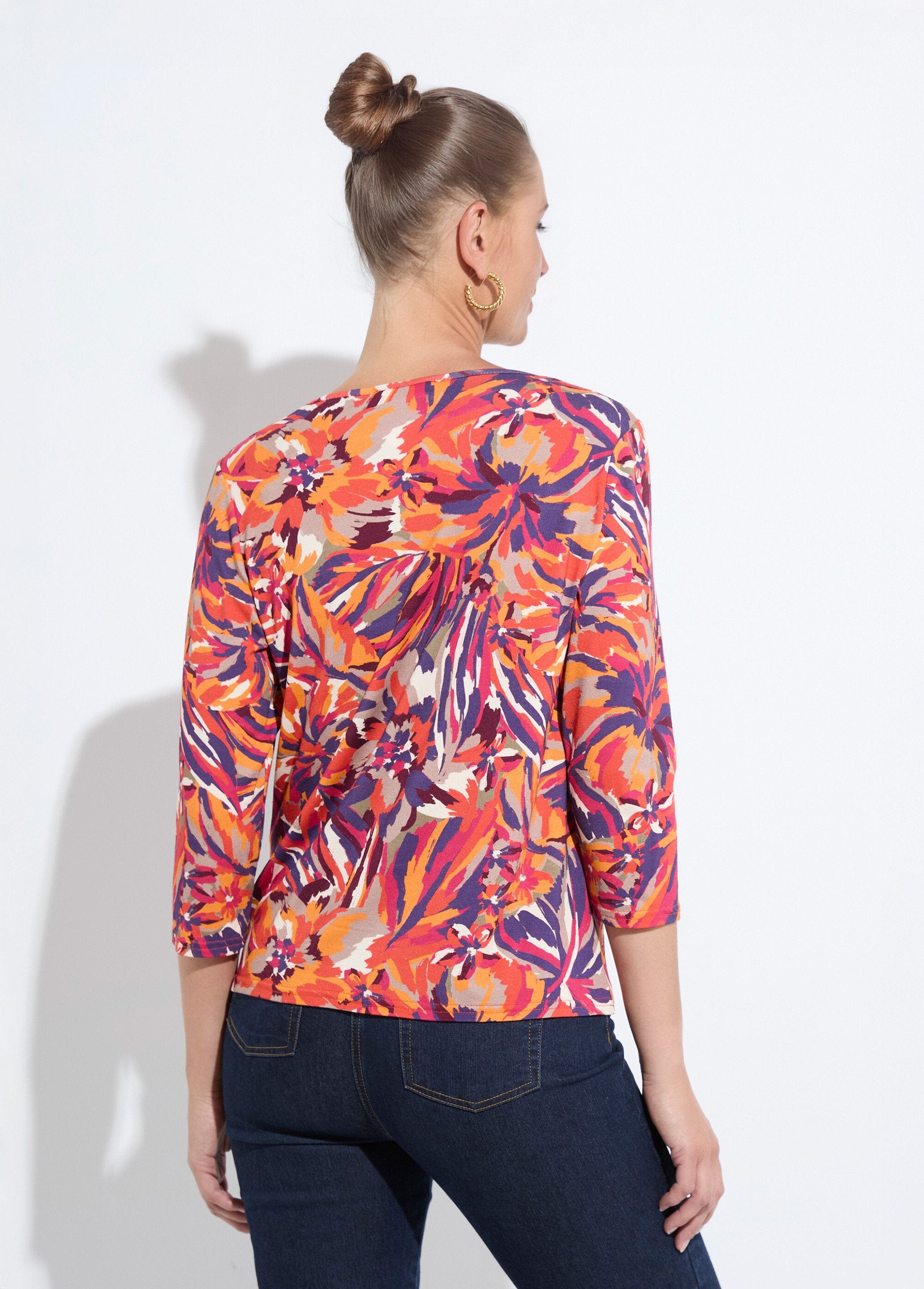 T-shirt_stampata_con_scollo_rotondo_e_maniche_a_3/4_Imprime_miel_DO1_slim