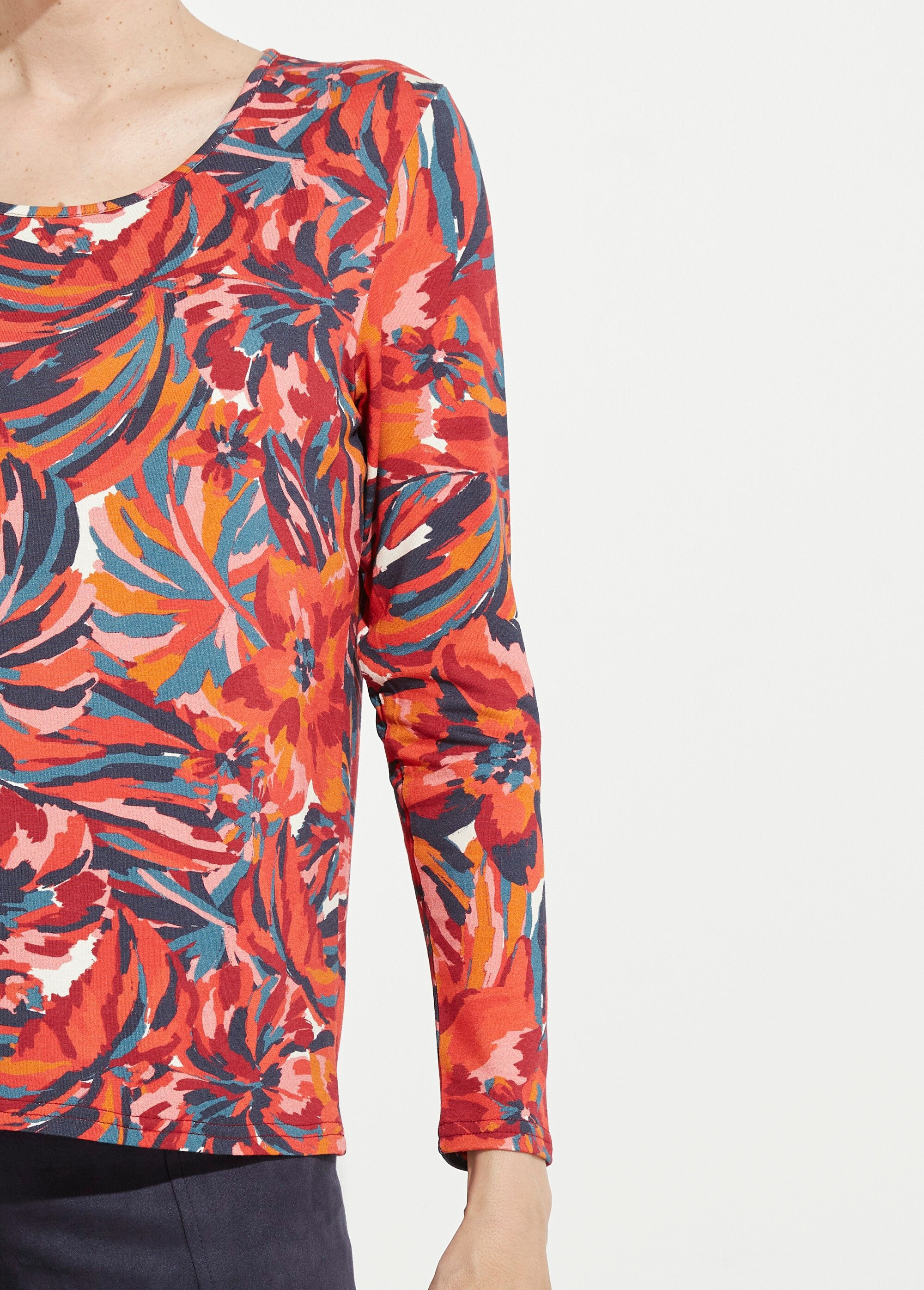 T-shirt_floreale_a_maniche_lunghe_con_scollo_rotondo_Imprime_tomette_DE2_slim