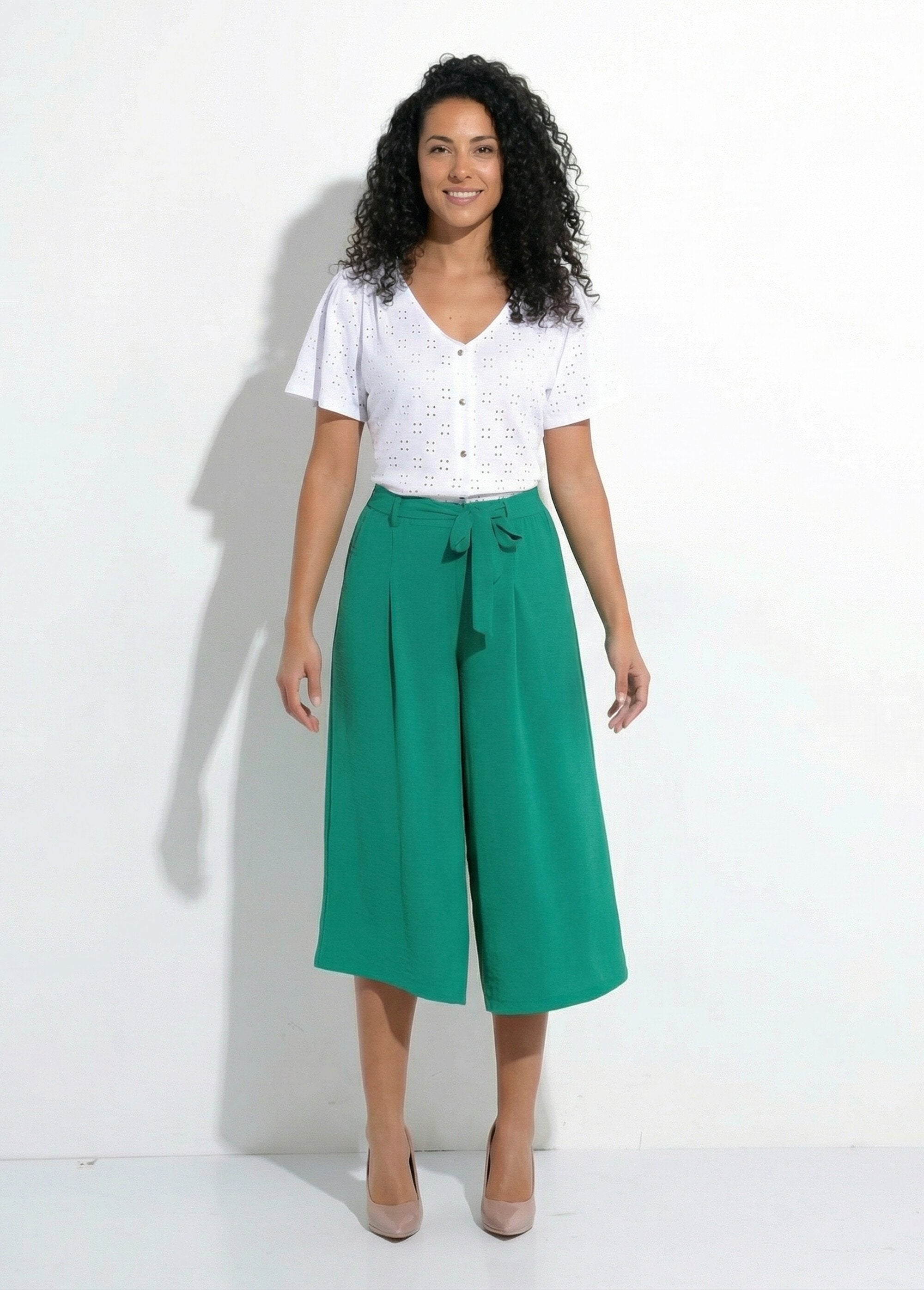 T-shirt_scollo_a_V_in_maglia_effetto_ricamato_Blanc_SF1_slim