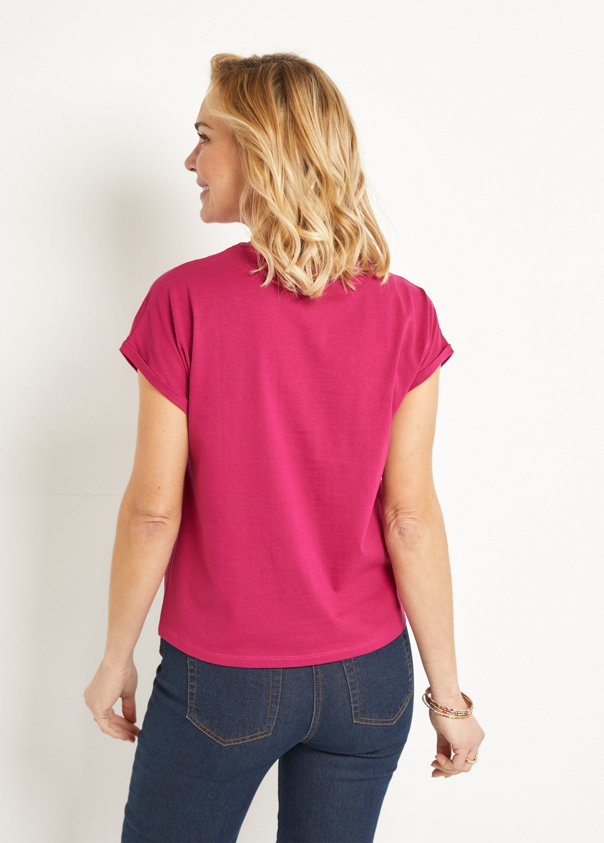 T-shirt_in_cotone_tinta_unita_con_paillettes,_maniche_corte_Cassis_DO1_slim