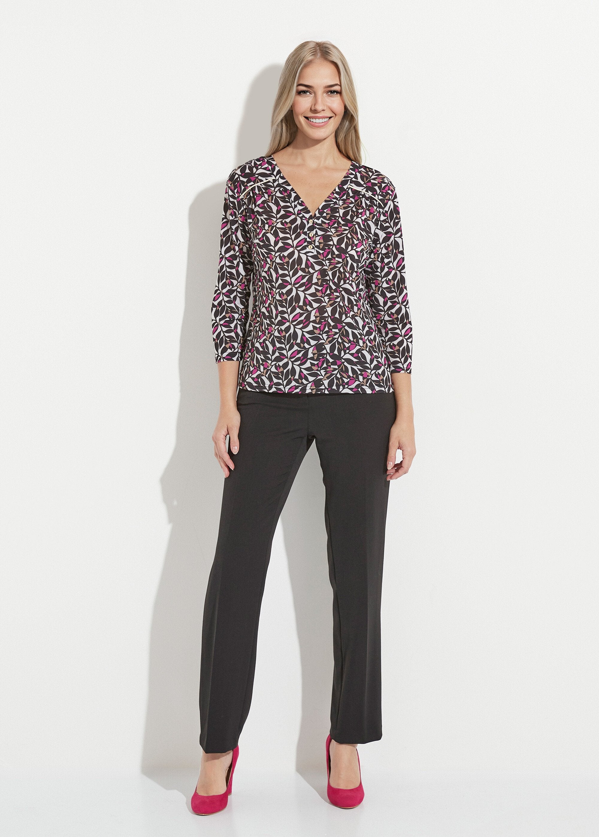 T-shirt_corta_con_scollo_a_V_e_maniche_a_3/4_con_stampa_di_foglie_Ecru_et_rose_SF1_slim