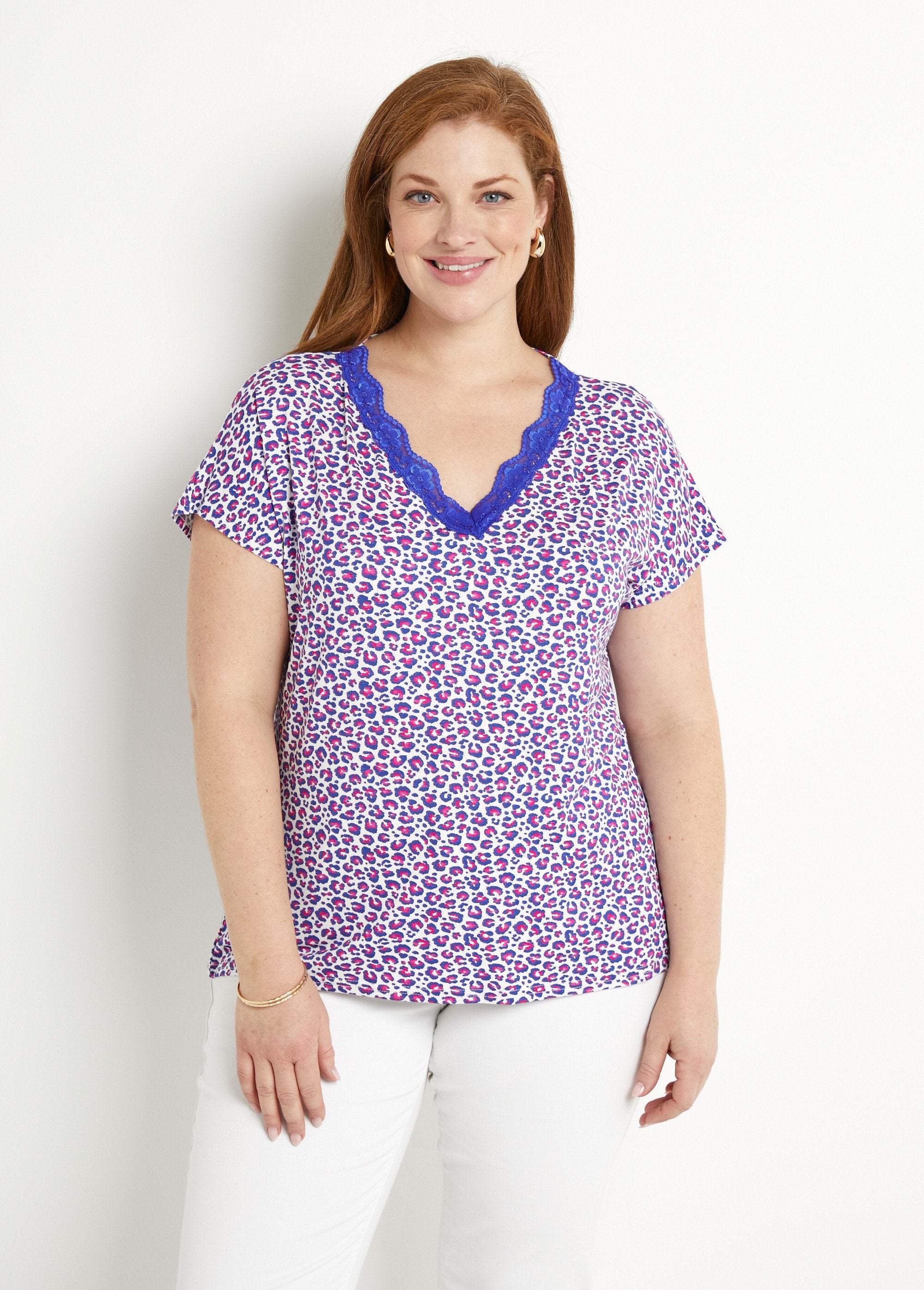 T-shirt_corta_in_pizzo_elasticizzato_Fond_ecru_FA1_curvy
