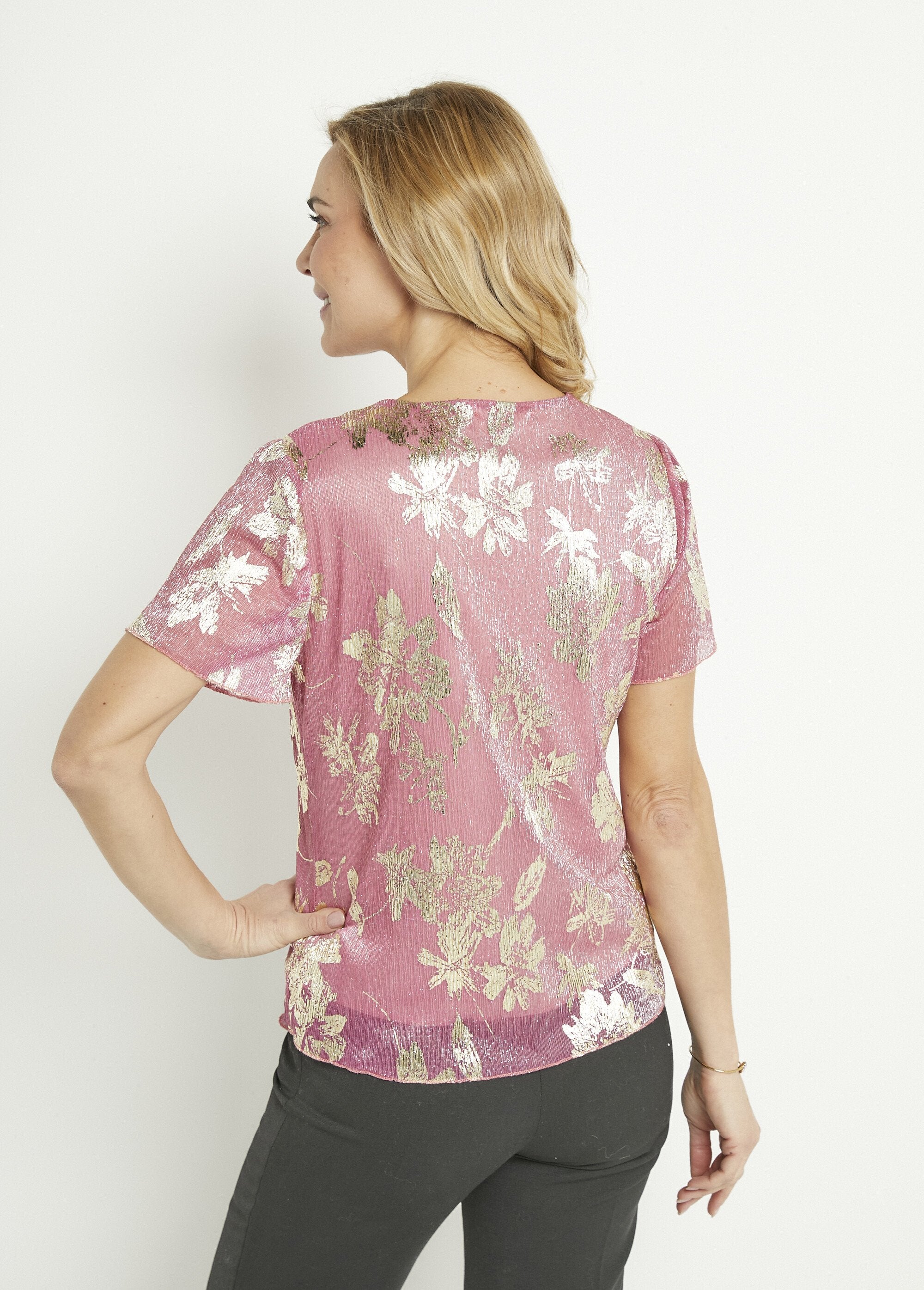 T-shirt_cropped_con_stampa_di_foglie_d'oro_Rose_DO1_slim