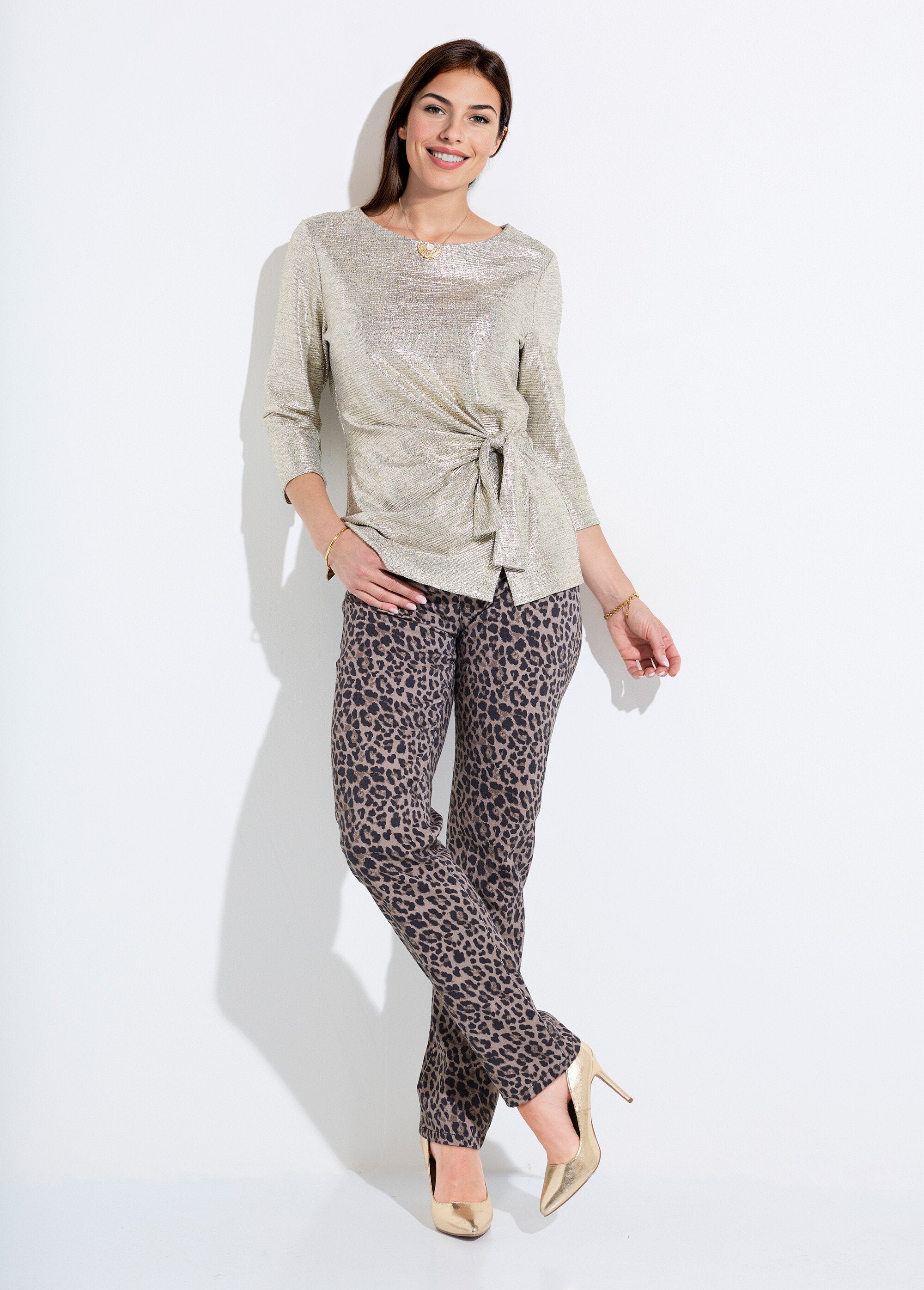 T-shirt_dorata_lunga_con_maniche_a_3/4_effetto_nodo_Dore_SF1_slim