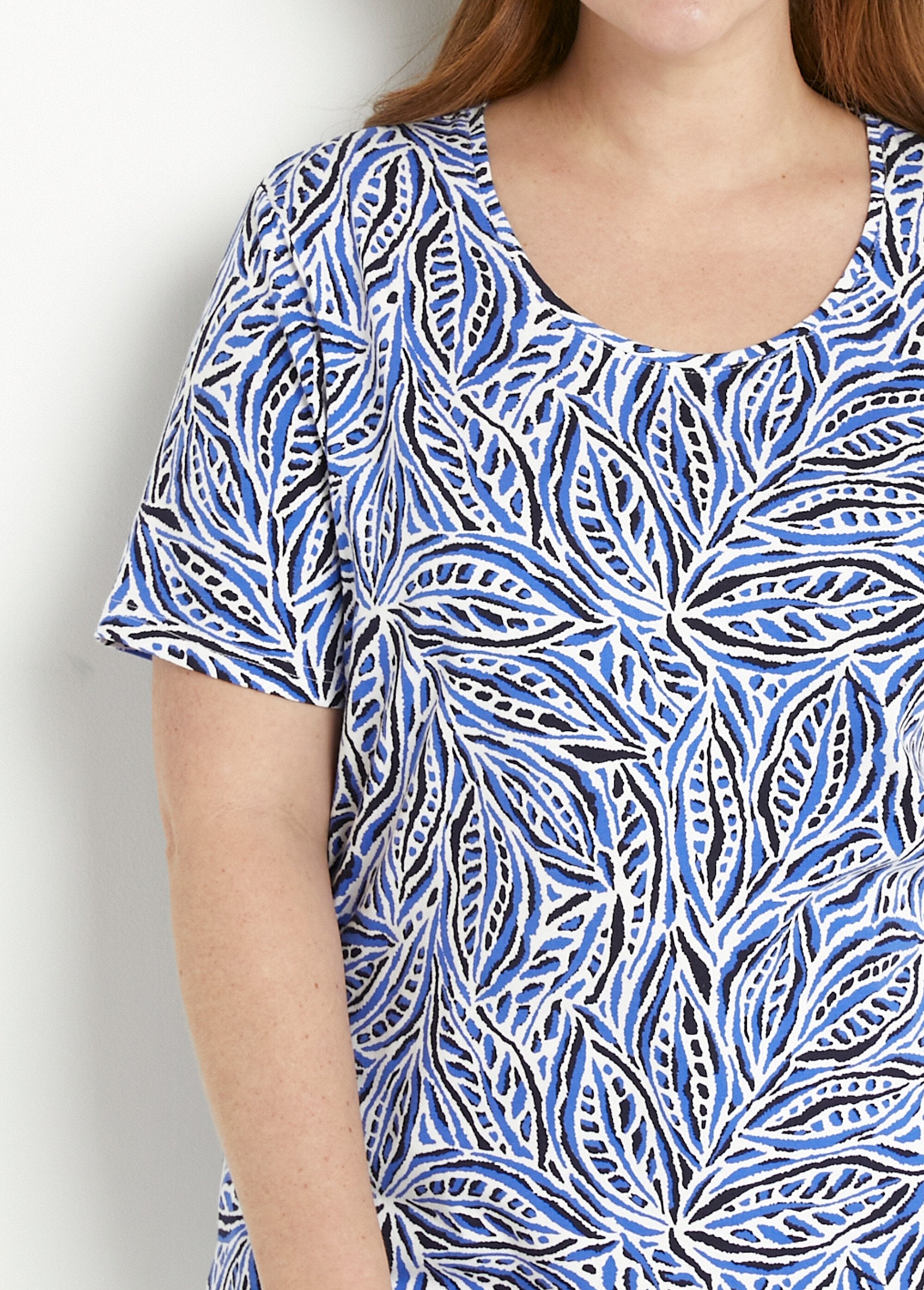 T-shirt_a_maniche_lunghe_con_scollo_rotondo_Imprime_bleu_DE1_curvy