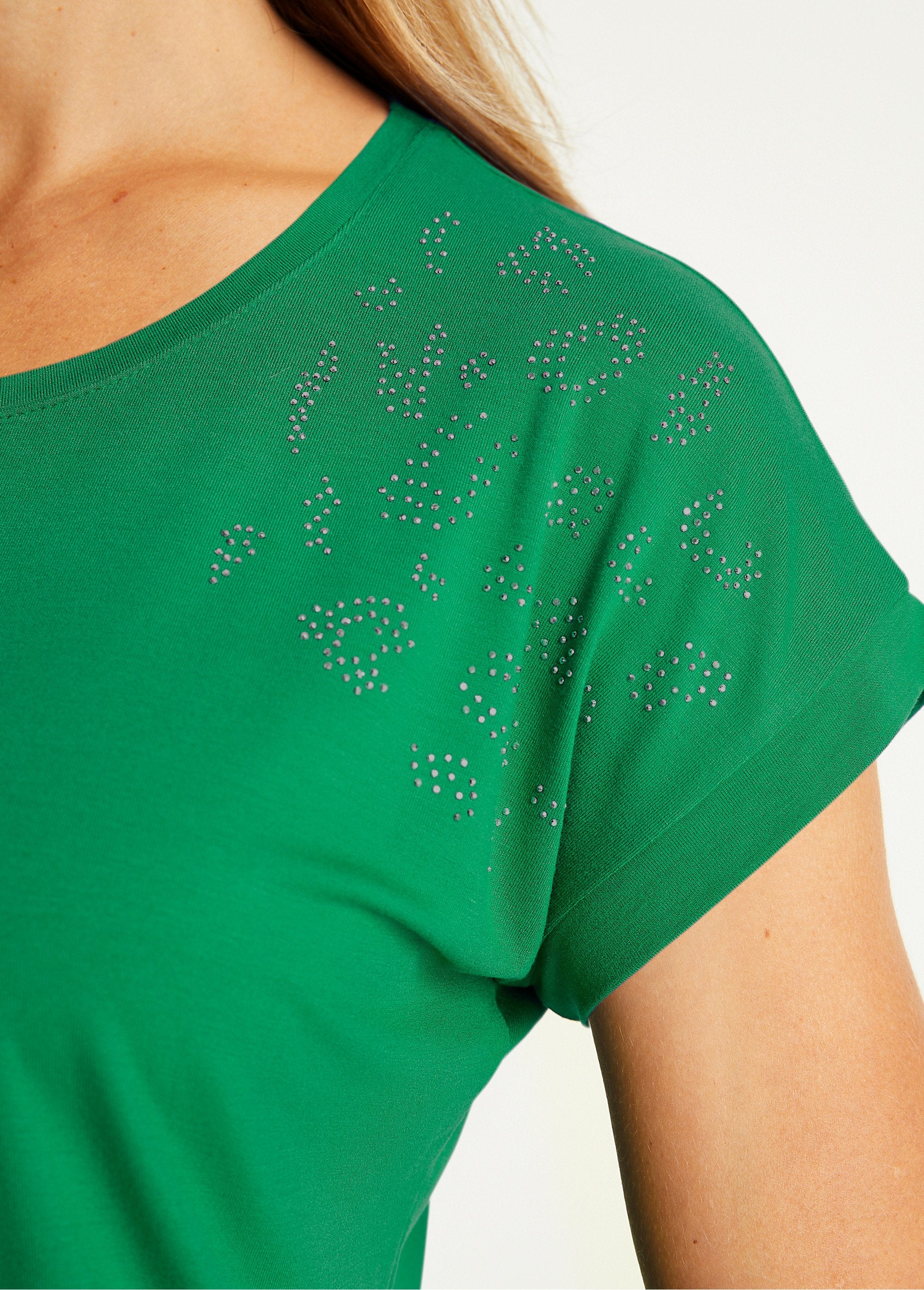T-shirt_a_maniche_lunghe_in_tinta_unita_VERDE_DE2_slim