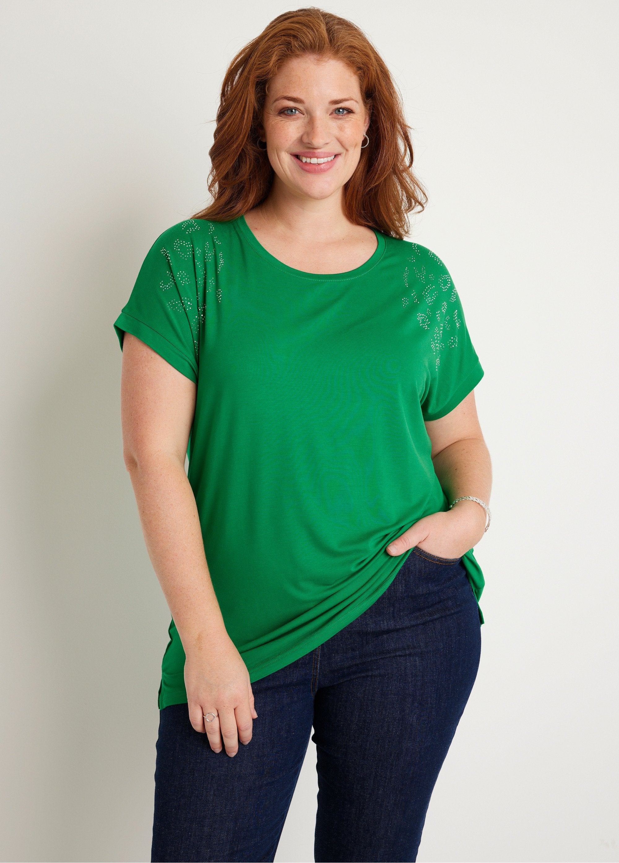 T-shirt_a_maniche_lunghe_in_tinta_unita_VERDE_FA1_curvy