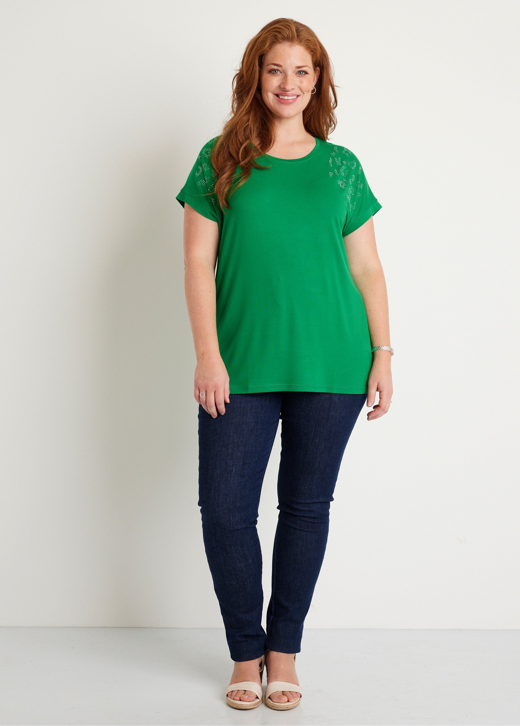 T-shirt_a_maniche_lunghe_in_tinta_unita_VERDE_SF1_curvy
