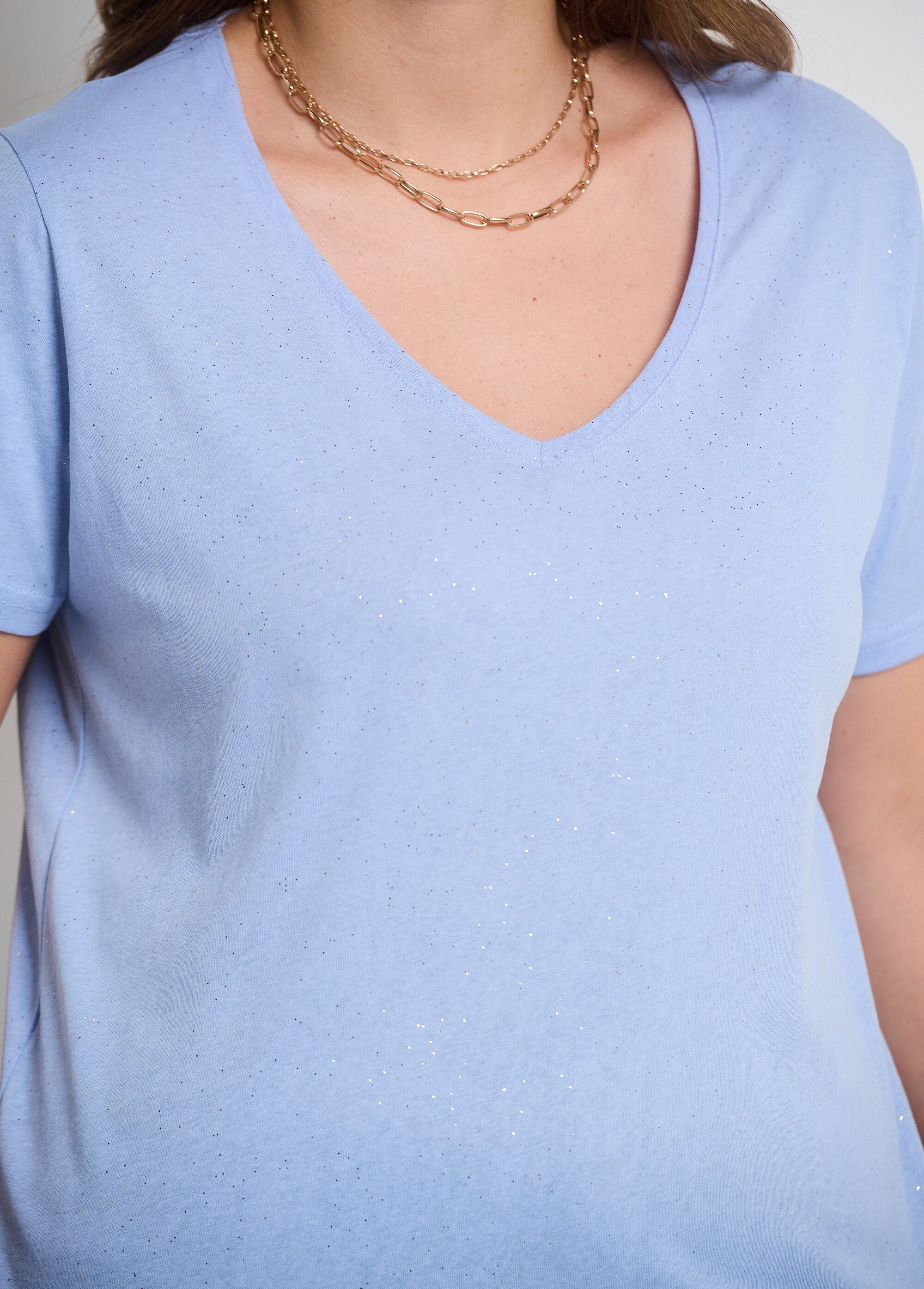 T-shirt_a_maniche_corte_in_rete_con_paillettes_Ciel_DE2_curvy