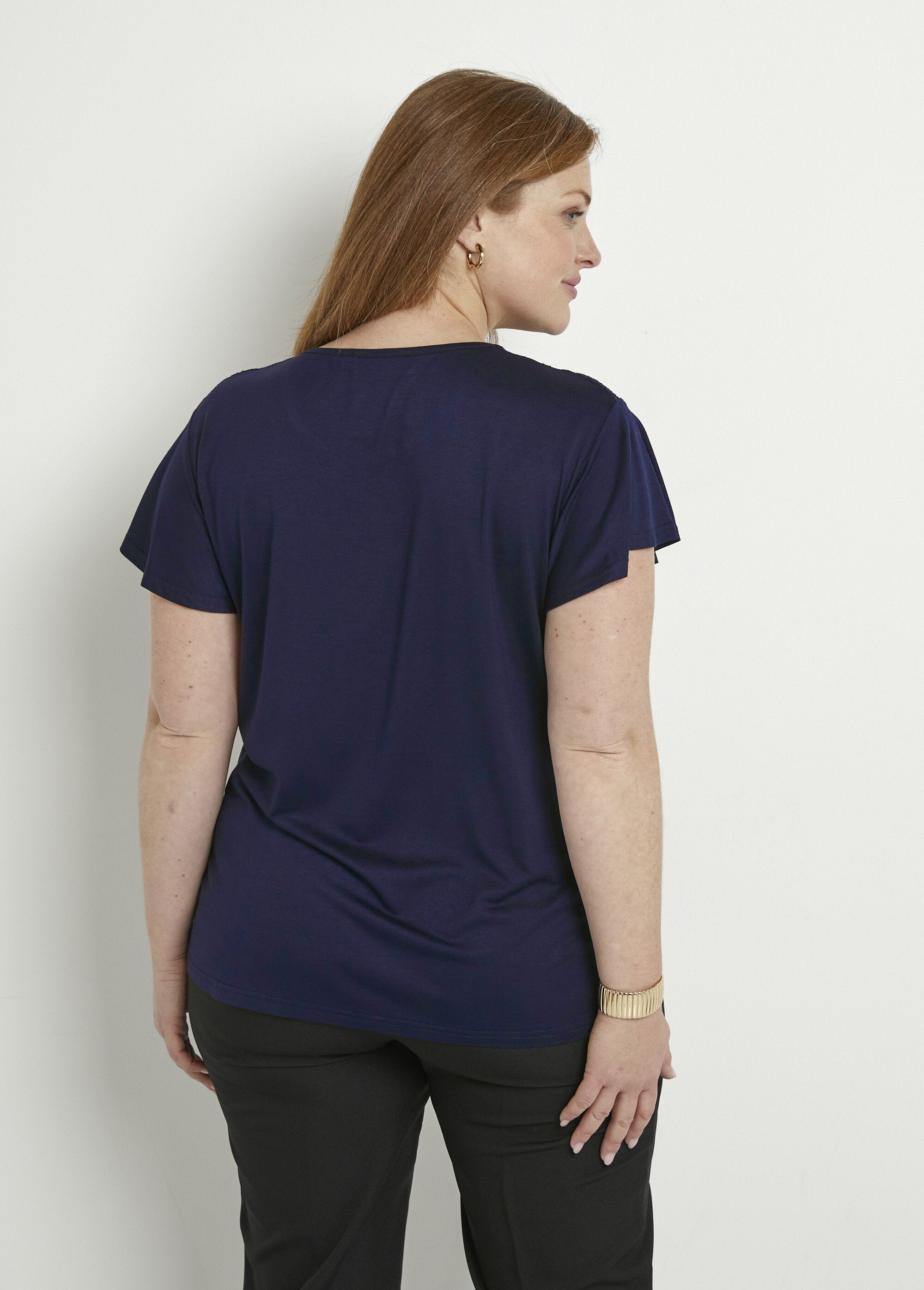 T-shirt_in_pizzo_a_maniche_corte_Marine_DO1_curvy