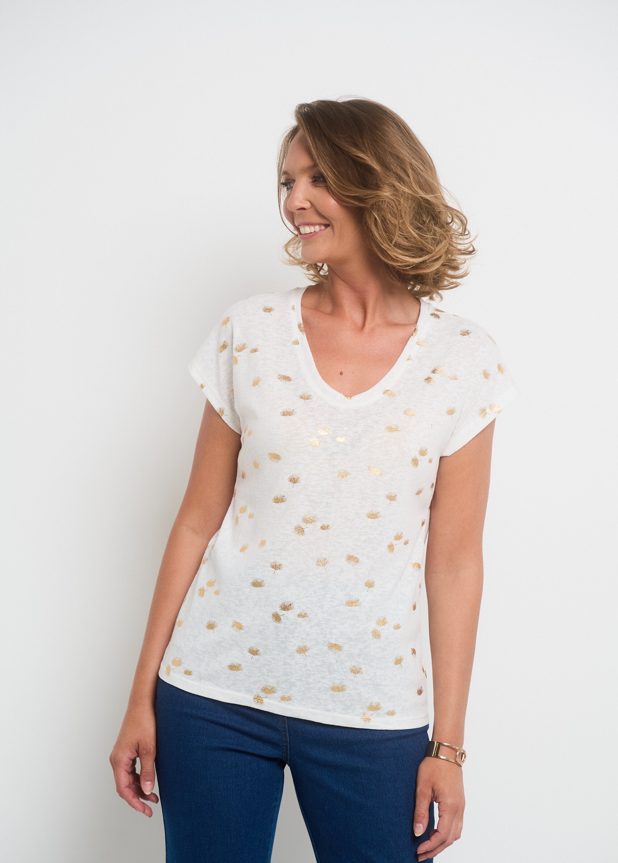 T-shirt_a_maniche_corte_color_oro_Ecru_FA2_slim