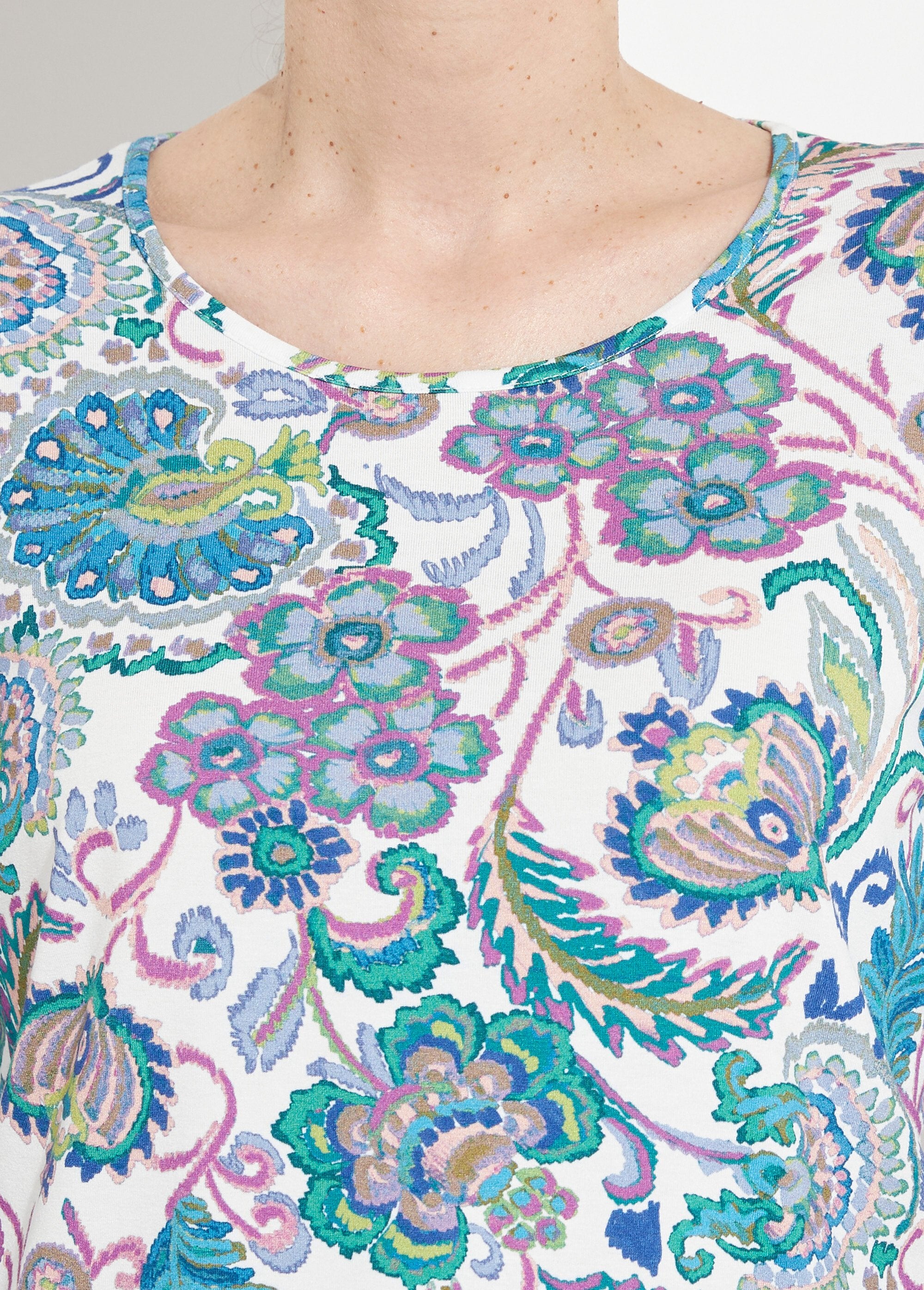 T-shirt_a_maniche_lunghe_con_stampa_pastello_Fond_ecru_DE1_slim