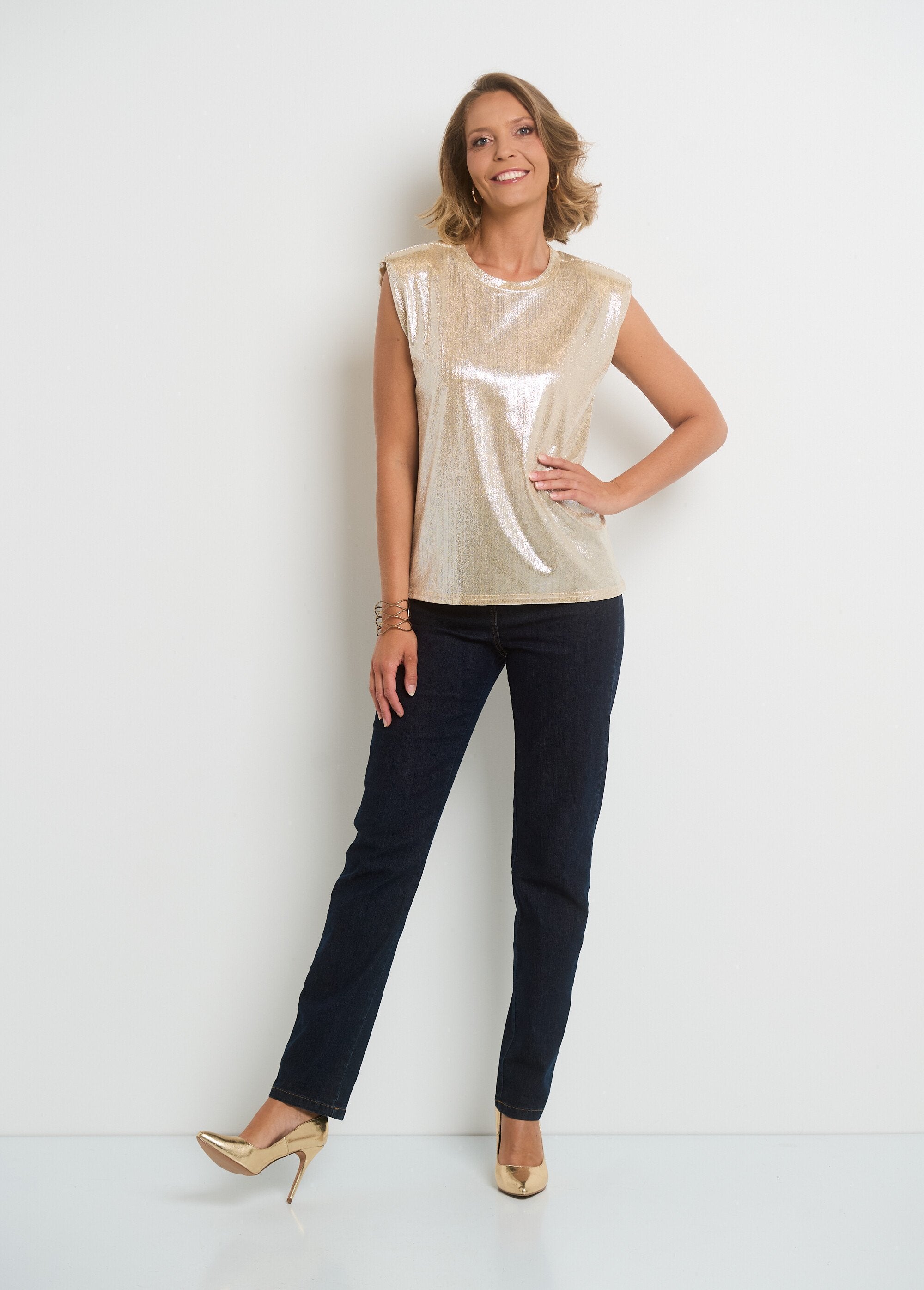 T-shirt_metallizzata_senza_maniche_con_scollo_rotondo_Or_SF1_slim