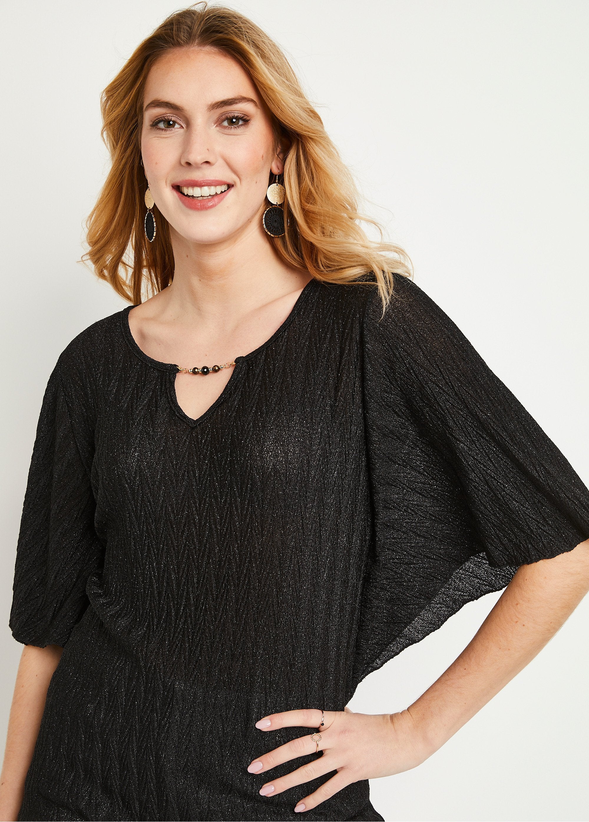 T-shirt_con_paillettes,_maniche_corte,_grande_NERO_DE1_slim