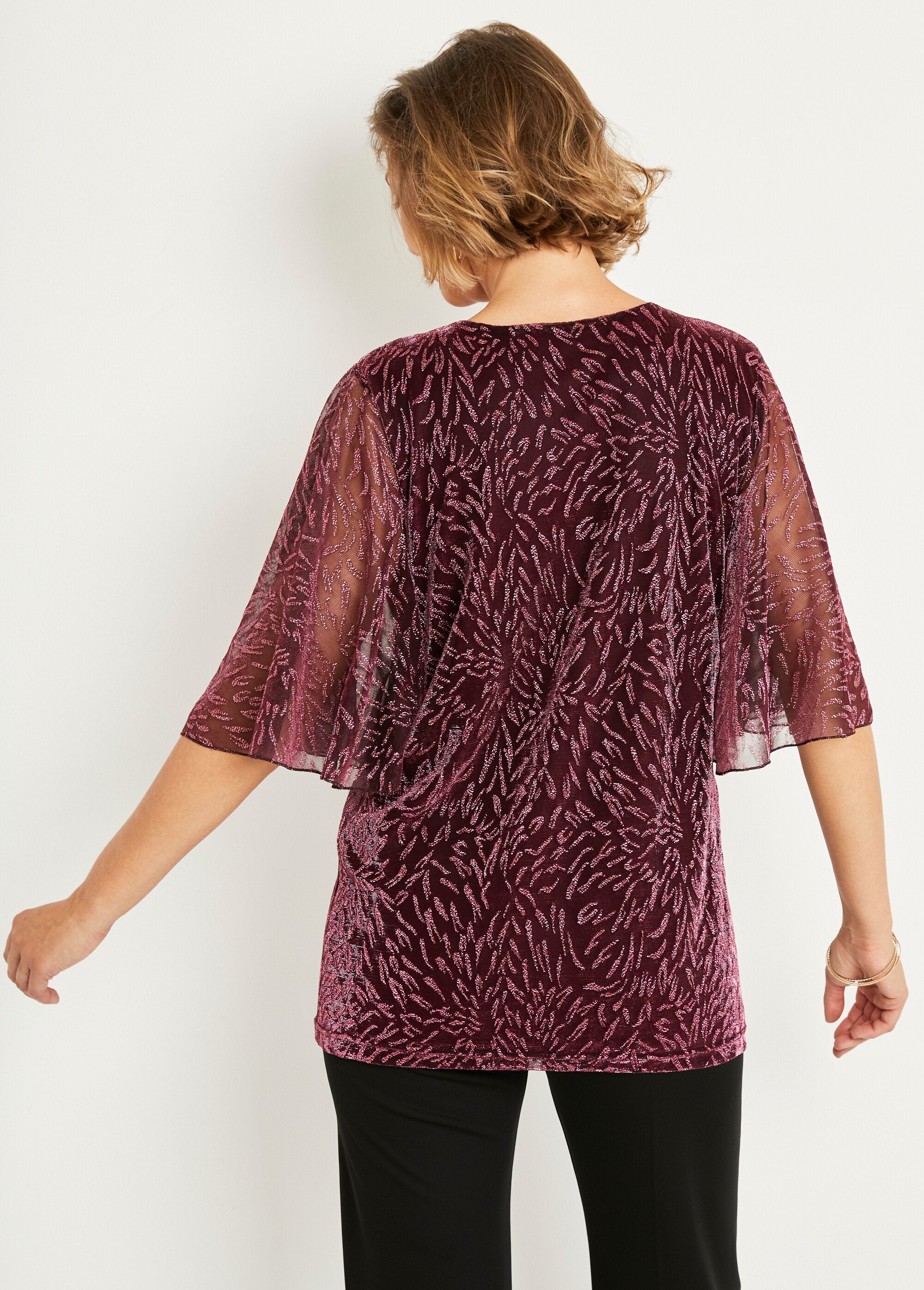 Maglietta_lunga_in_rete_stampata_con_scollo_rotondo_Rose_DO1_slim