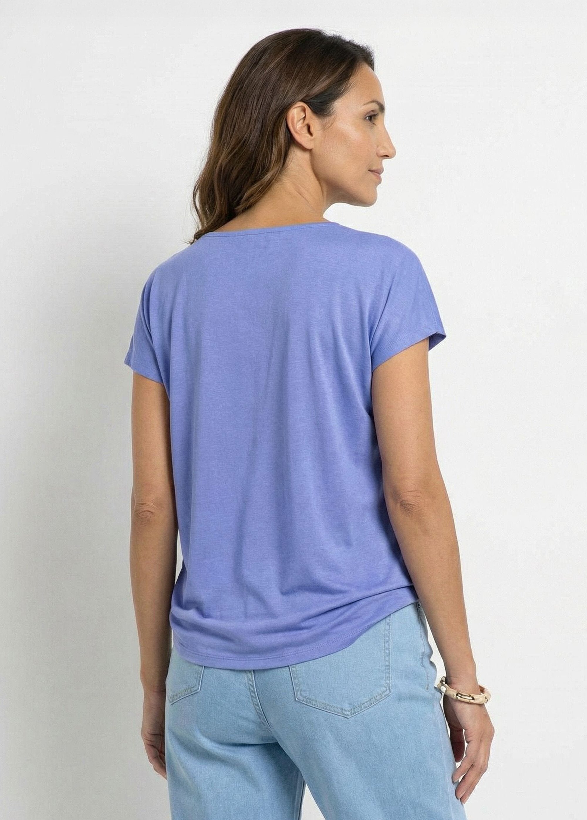 T-shirt_a_tinta_unita_con_scollo_rotondo_e_maniche_a_kimono_in_pizzo_Myosotis_DO1_slim