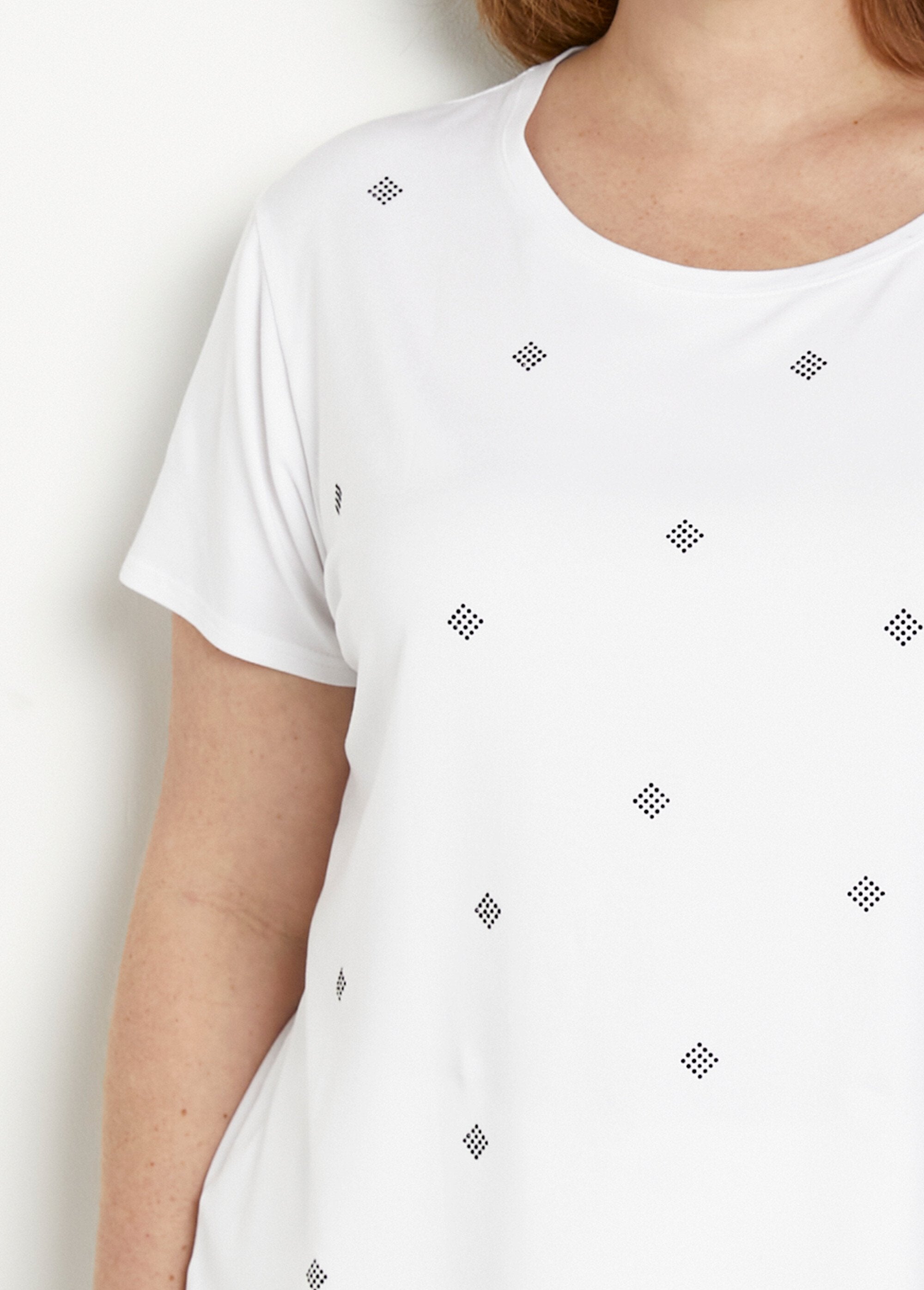 T-shirt_a_tinta_unita_con_strass,_maniche_corte_a_girocollo_Blanc_DE1_curvy