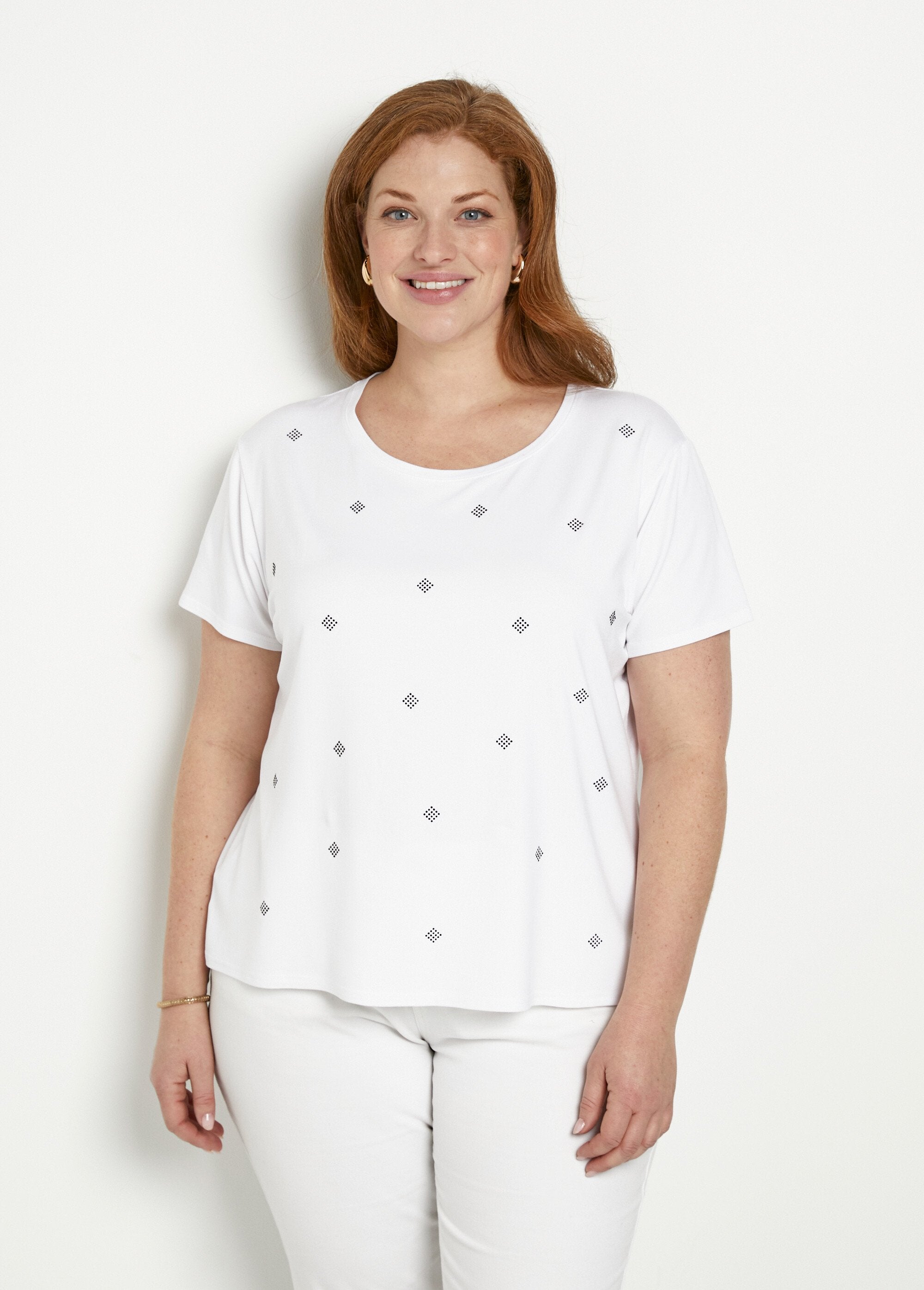 T-shirt_a_tinta_unita_con_strass,_maniche_corte_a_girocollo_Blanc_FA1_curvy