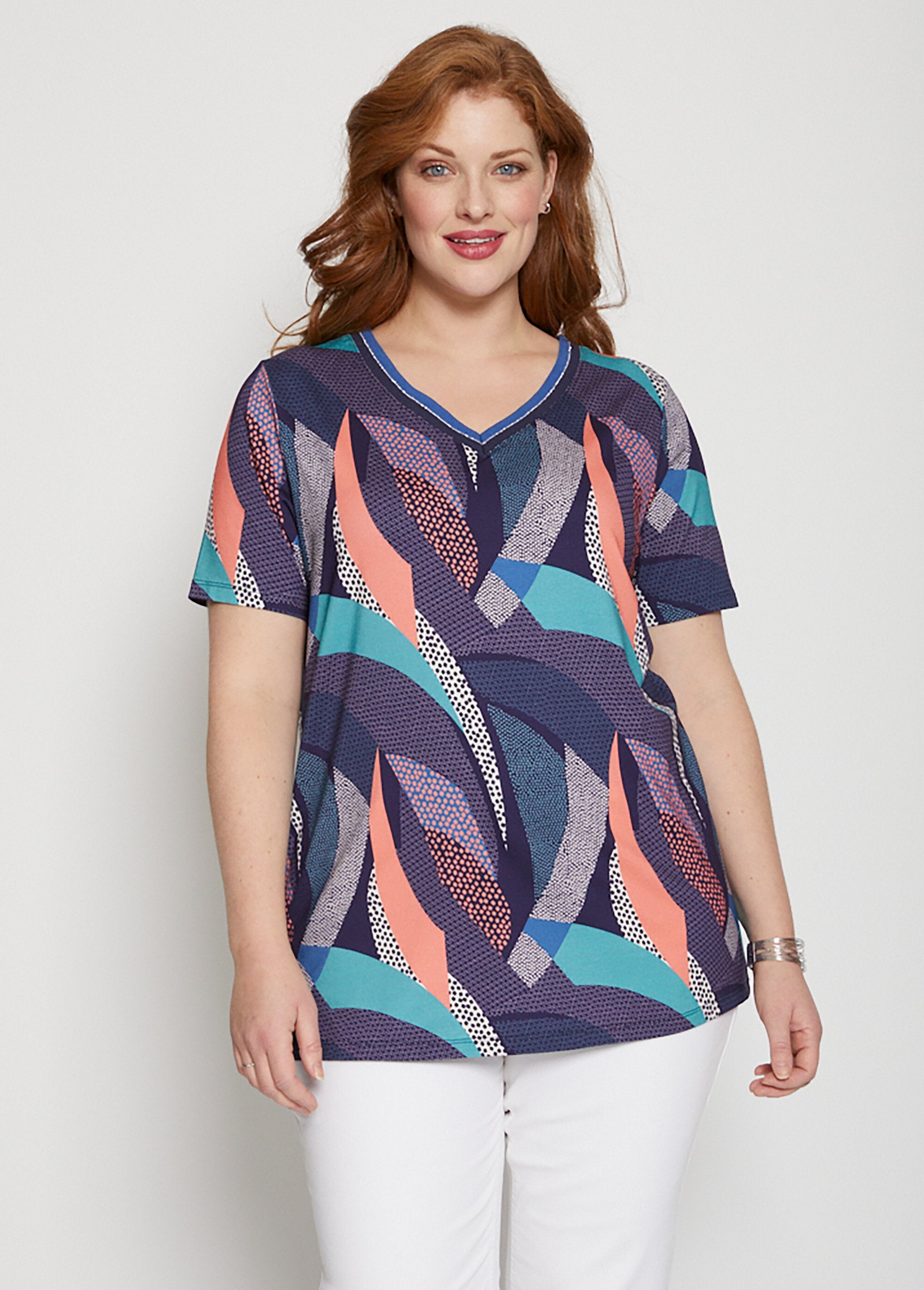T-shirt_in_jersey_con_scollo_a_V_e_finiture_iridescenti_Bleu_et_emeraude_FA1_curvy