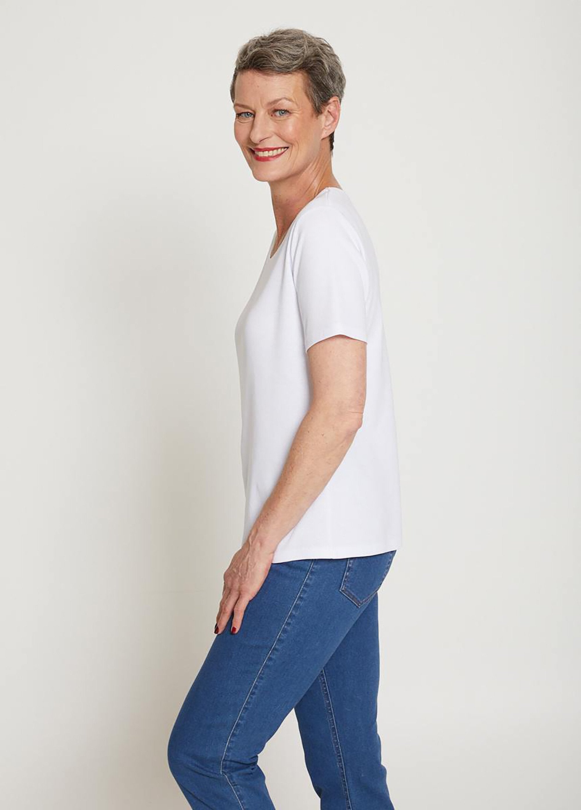 T-shirt_in_cotone_biologico_dal_taglio_dritto_con_messaggio_Ecru_DR1_slim