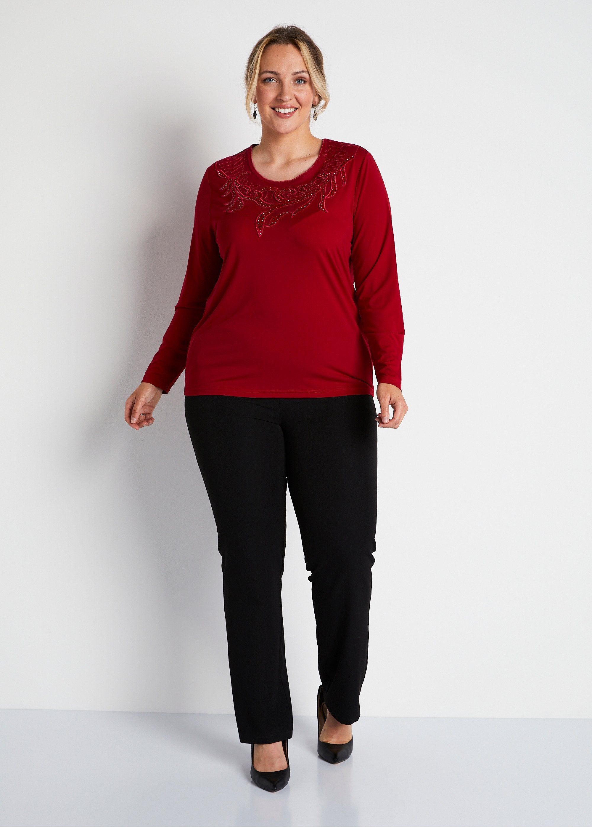 T-shirt_girocollo_a_rete_con_strass_ricamati_Rouge_SF1_curvy