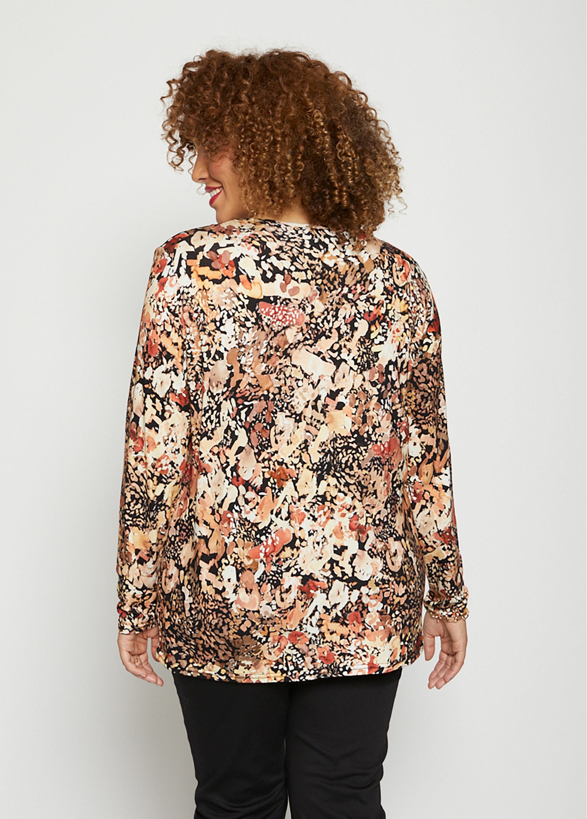 T-shirt_stampata_in_morbida_maglia_elasticizzata_Beige_et_brique_DO1_curvy