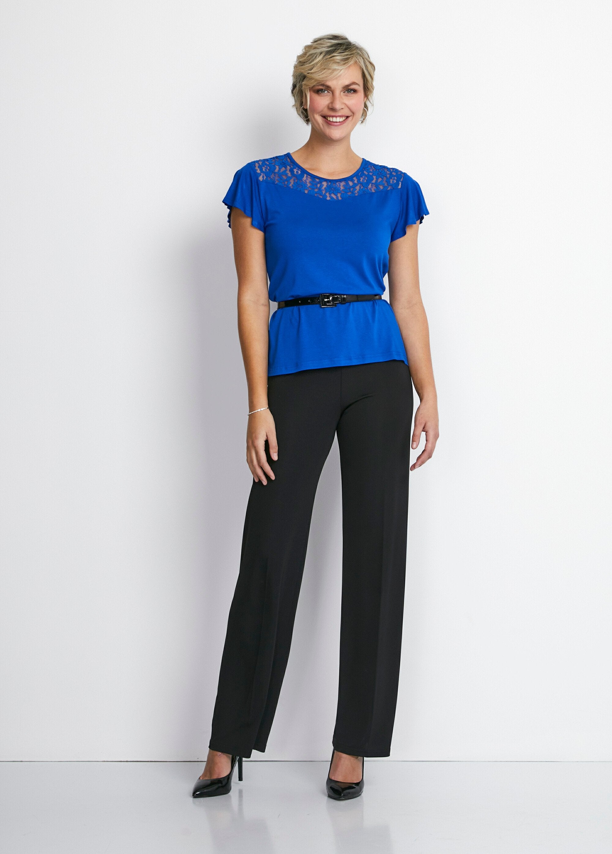 T-shirt_in_pizzo_a_maniche_corte_Bleu_SF1_slim