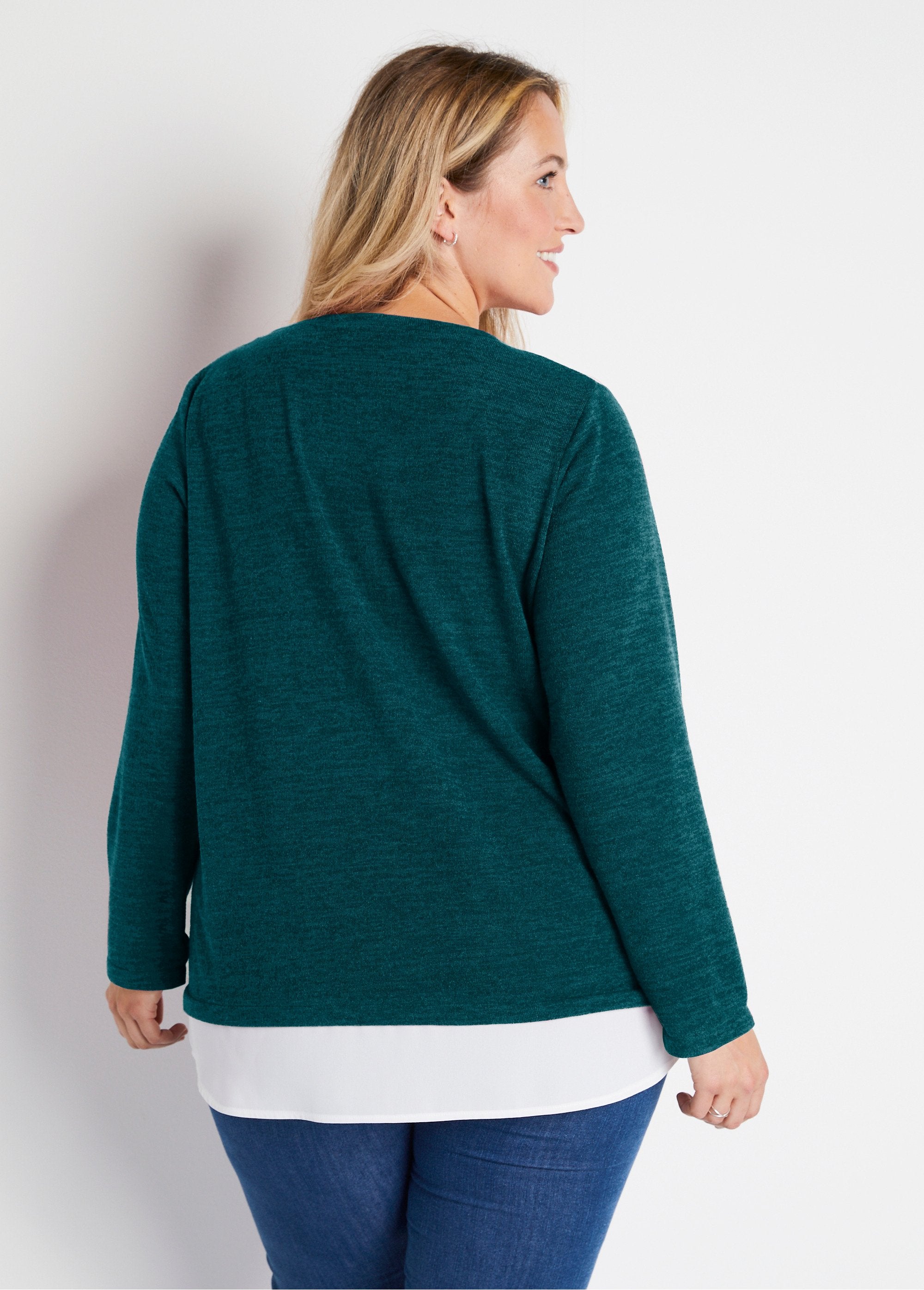 Maglietta_di_media_lunghezza_effetto_2_in_1_Smeraldo_DO1_curvy